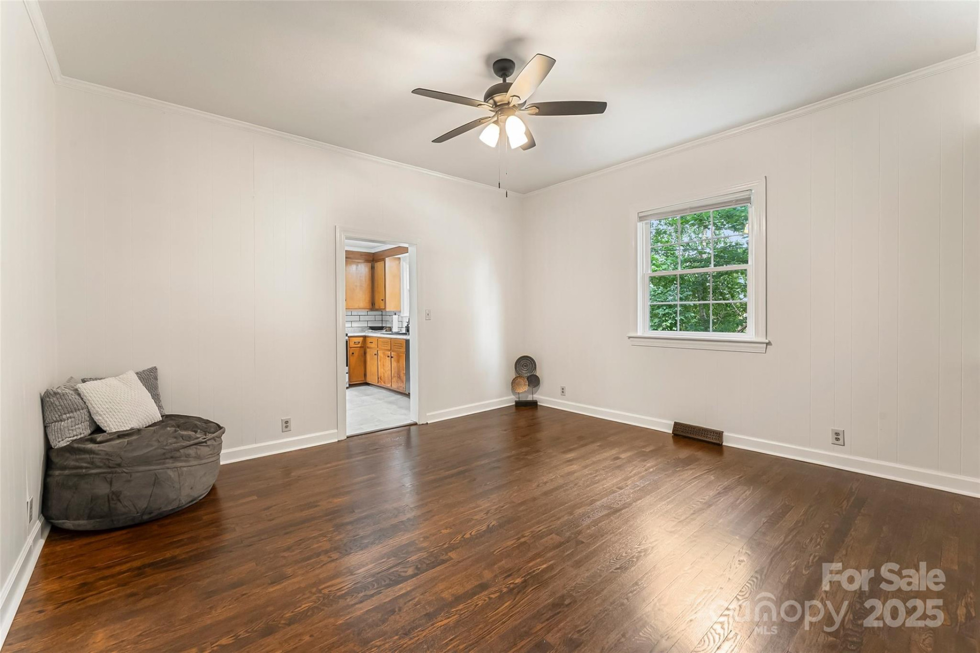 302 White Street - Photo 12