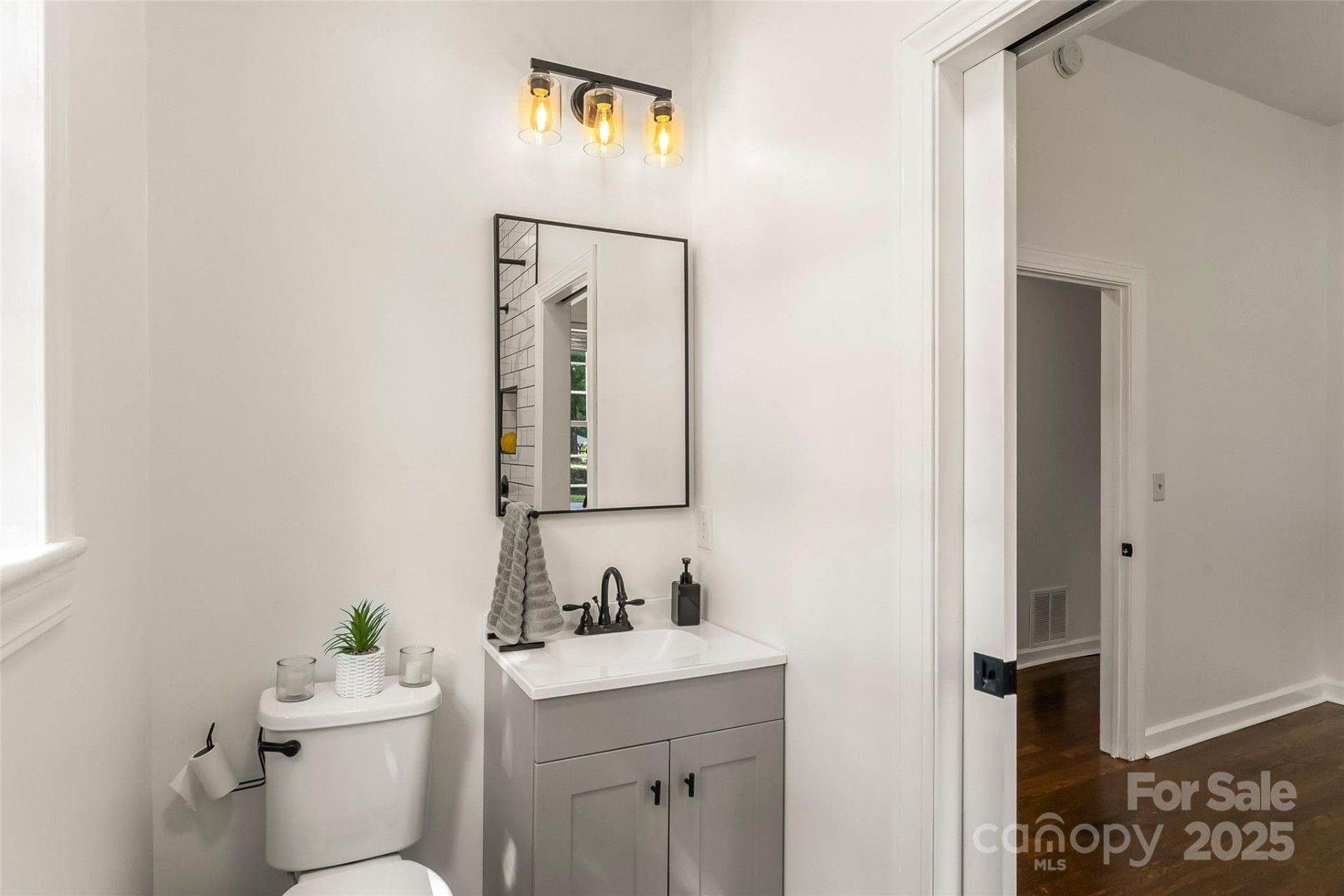 302 White Street - Photo 18