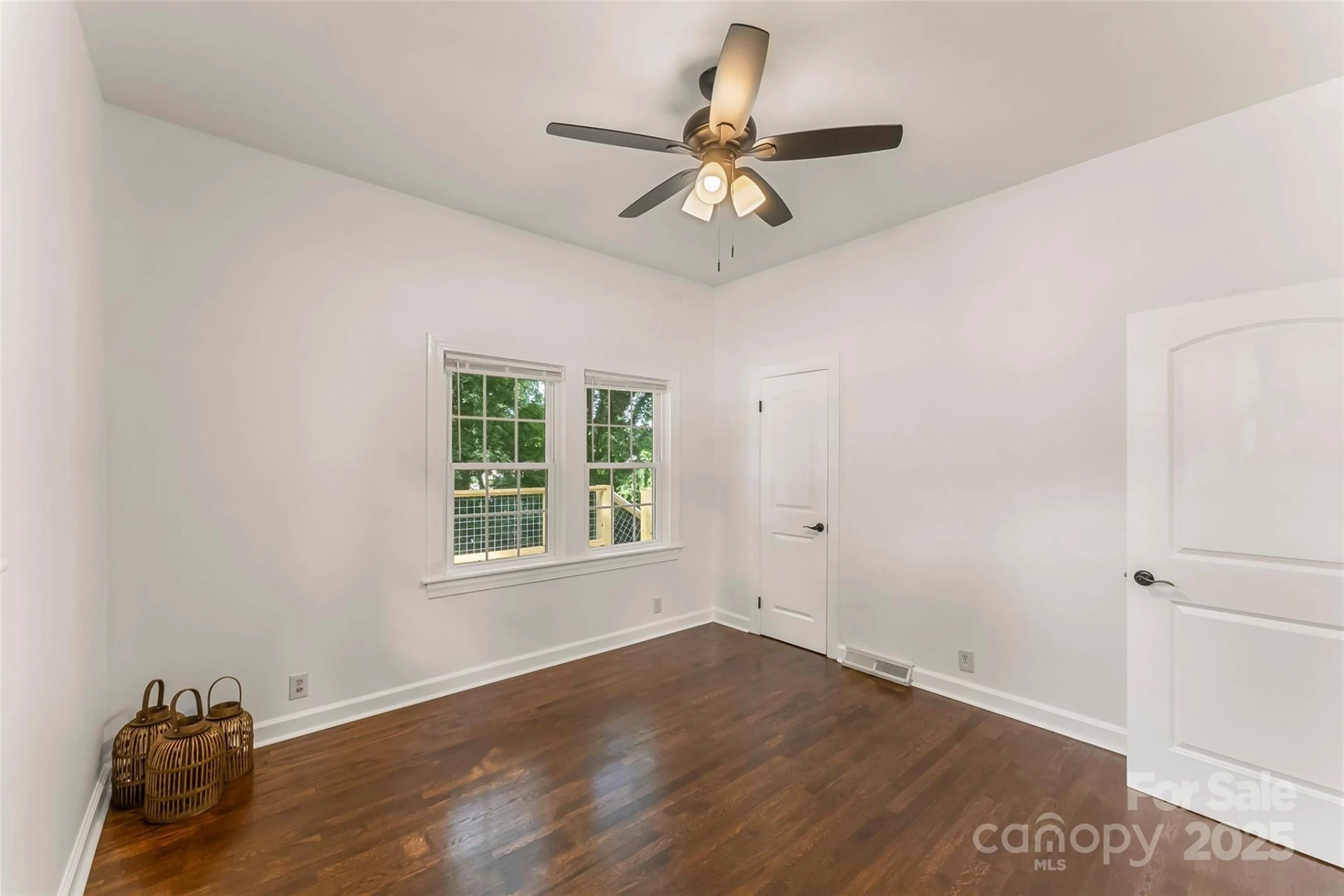 302 White Street - Photo 19