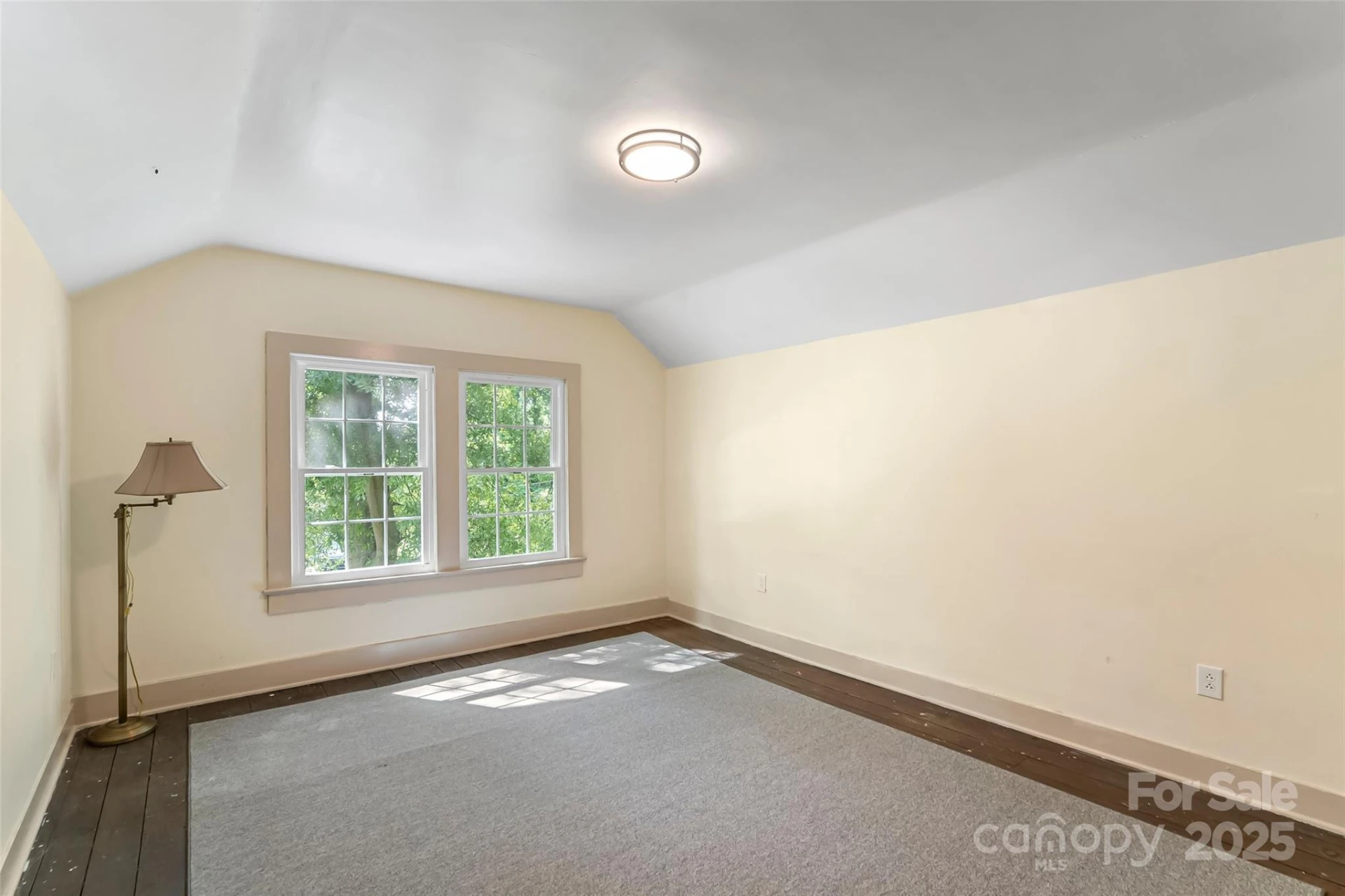 302 White Street - Photo 25