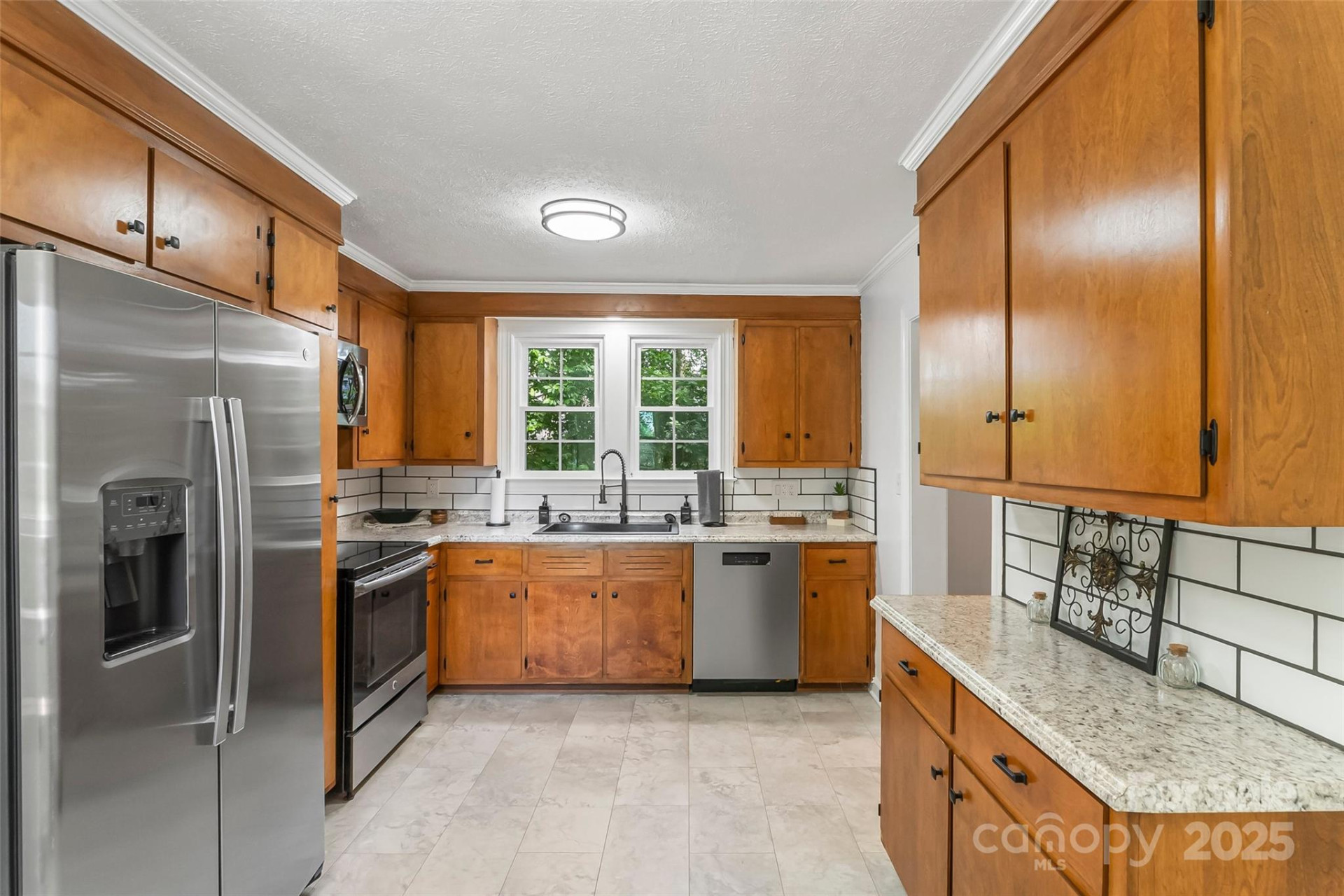 302 White Street - Photo 7