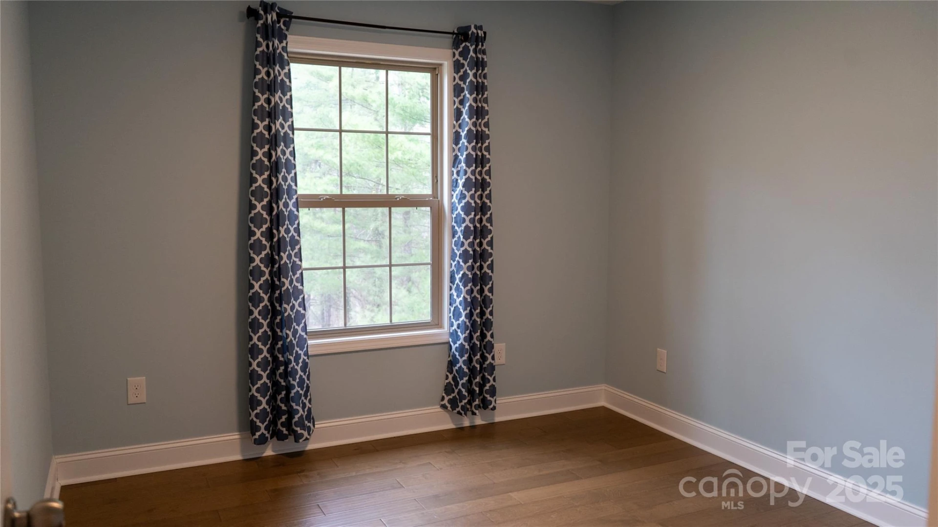 286 Foxcroft Drive - Photo 9