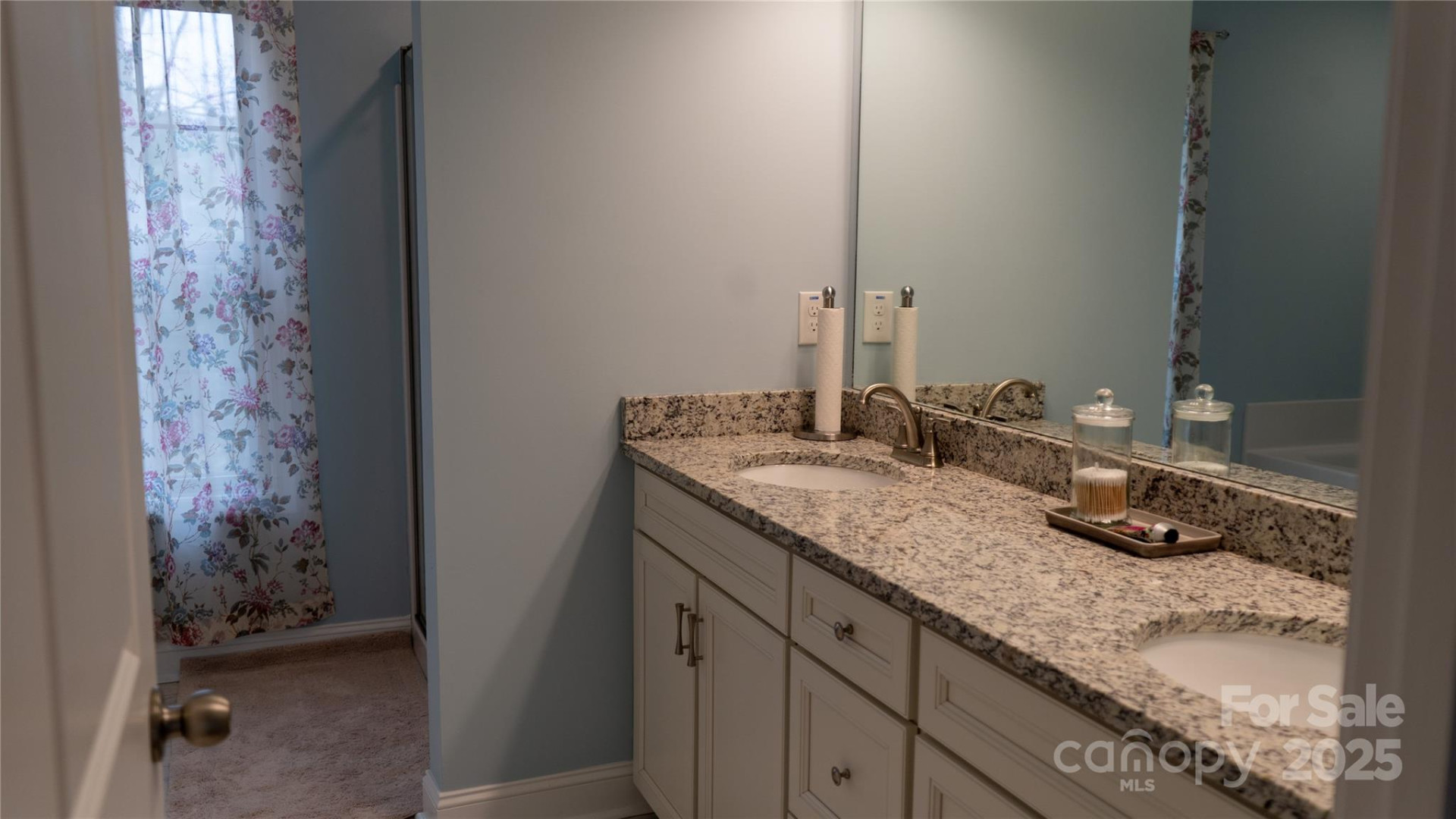 286 Foxcroft Drive - Photo 10