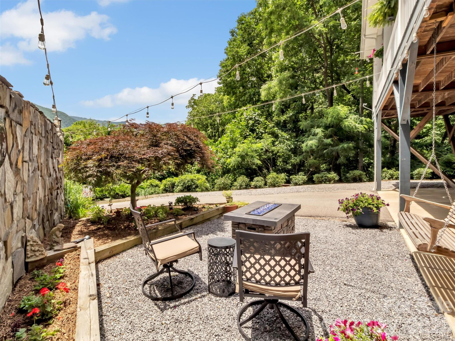 28 Mountain Breeze Drive - Photo 36