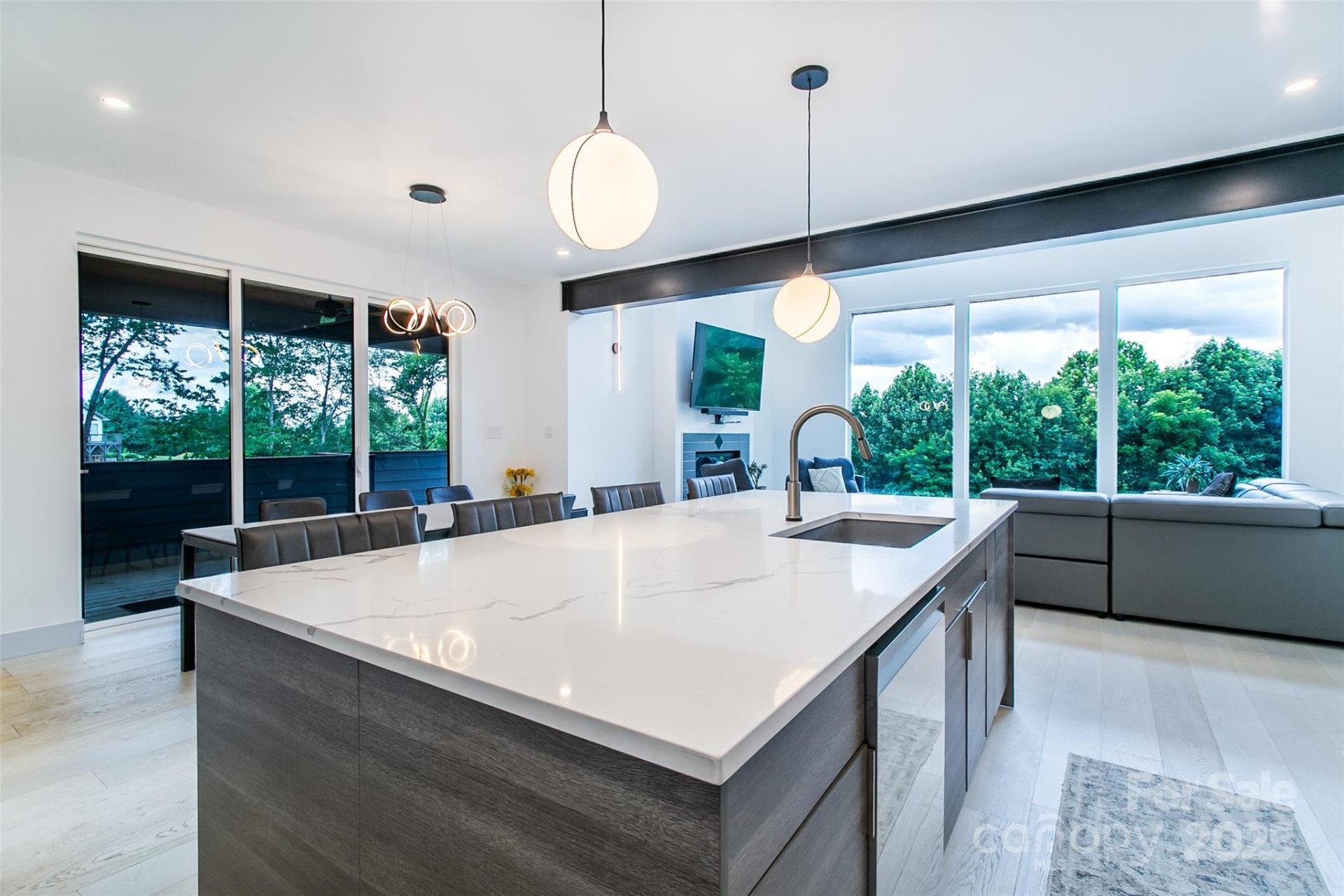 22 Lara Drive - Photo 5