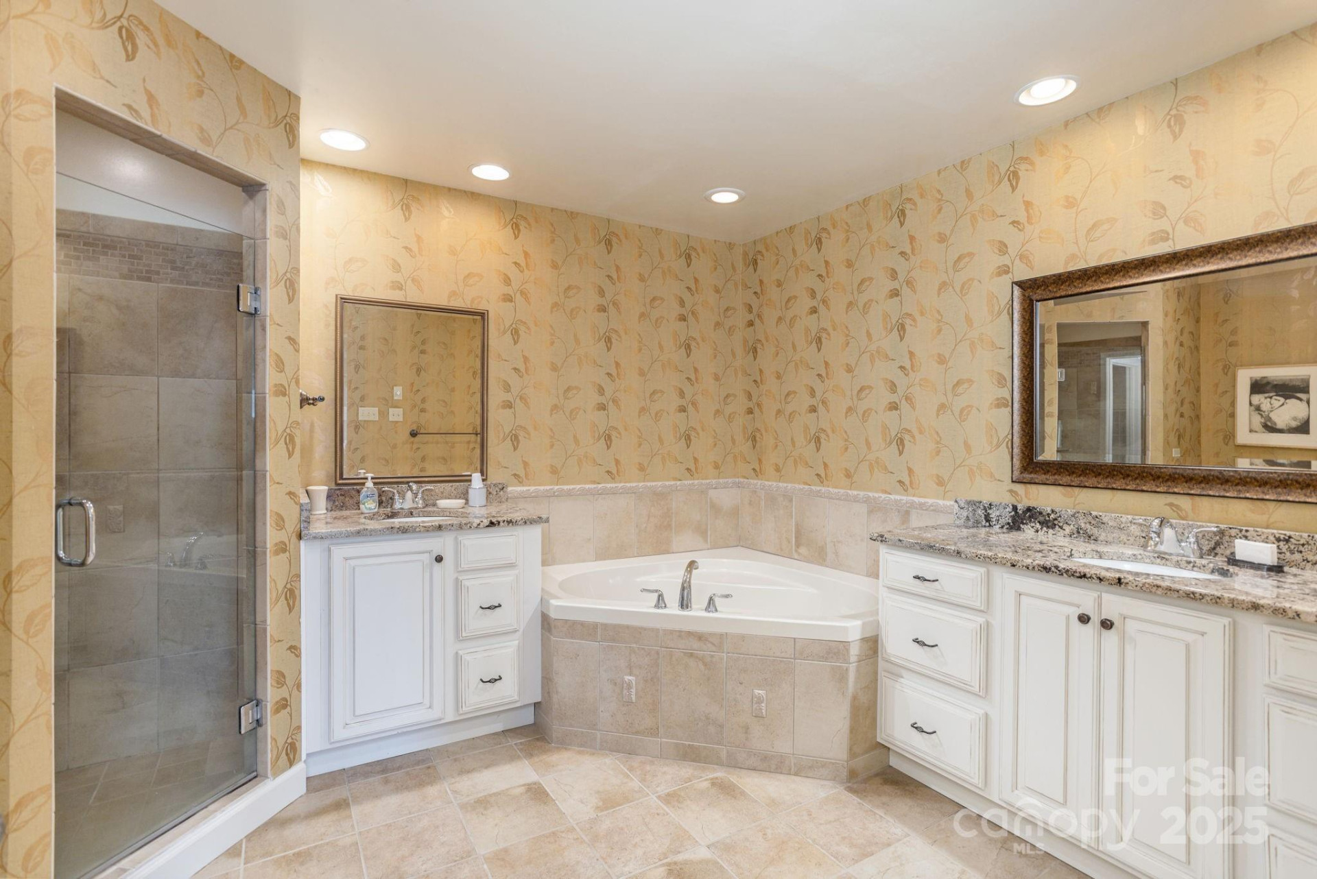 103 GOLFSIDE Drive - Photo 17