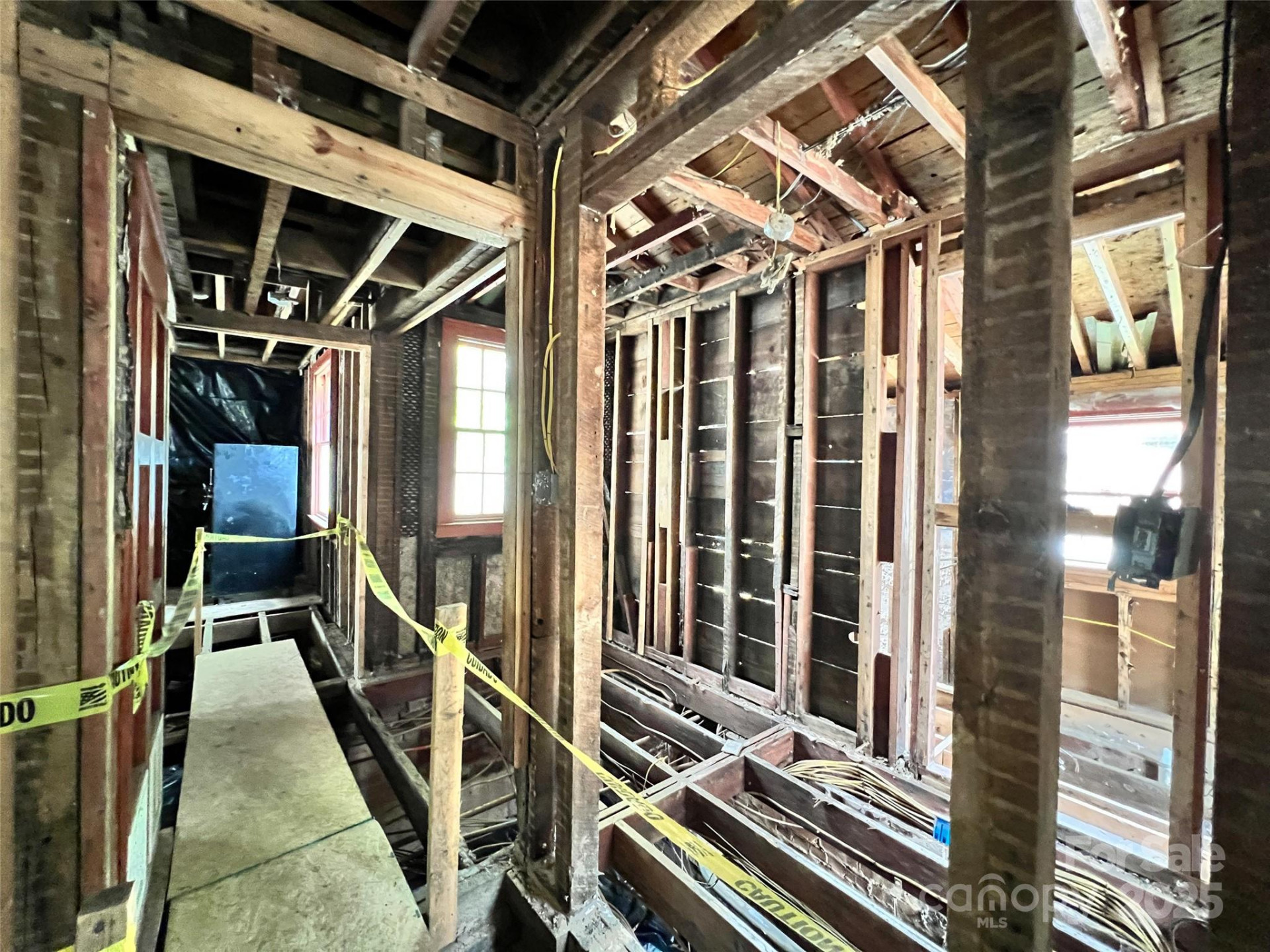 1 Swan Street - Photo 31