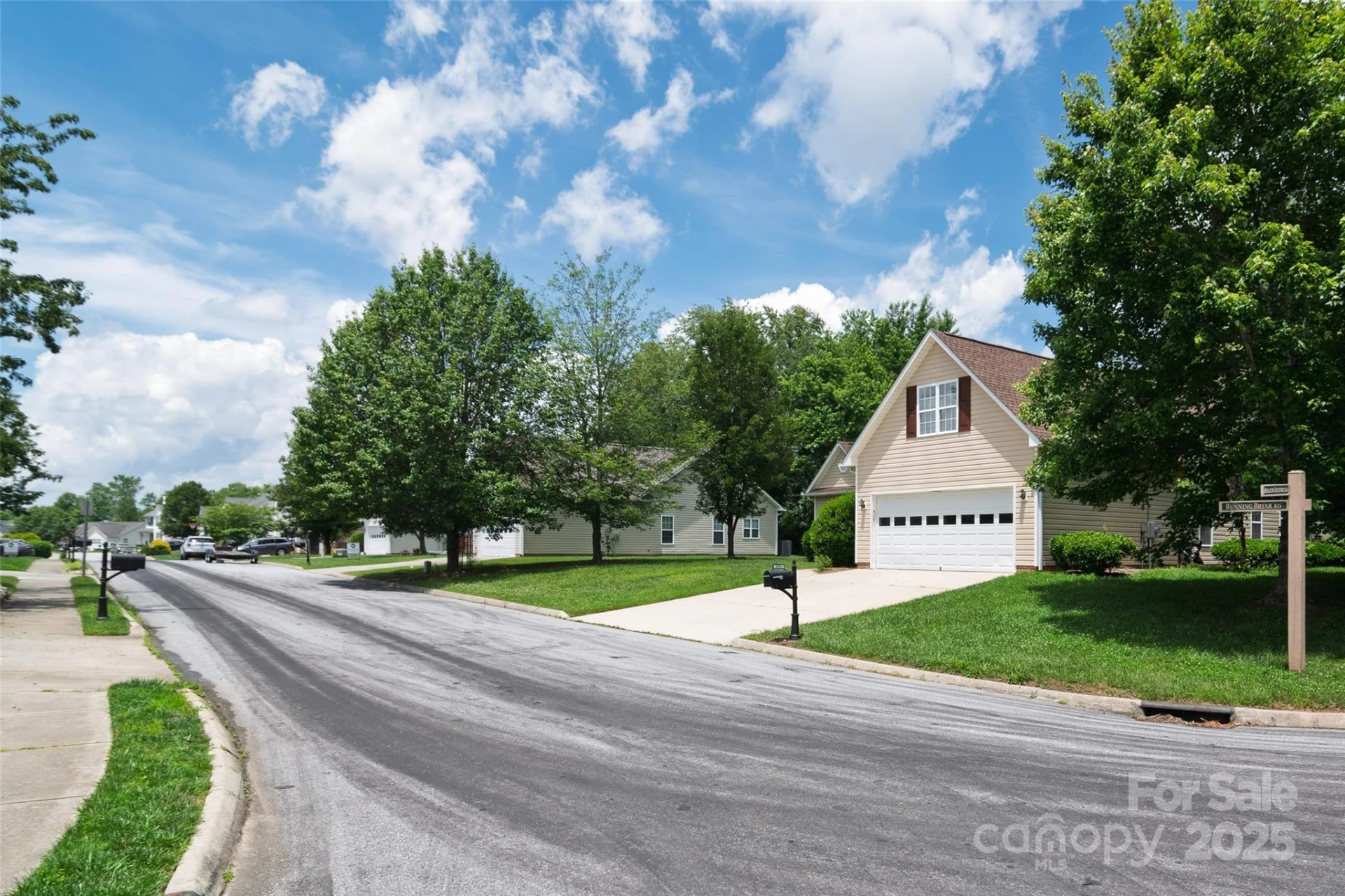 395 Running Briar Road - Photo 31