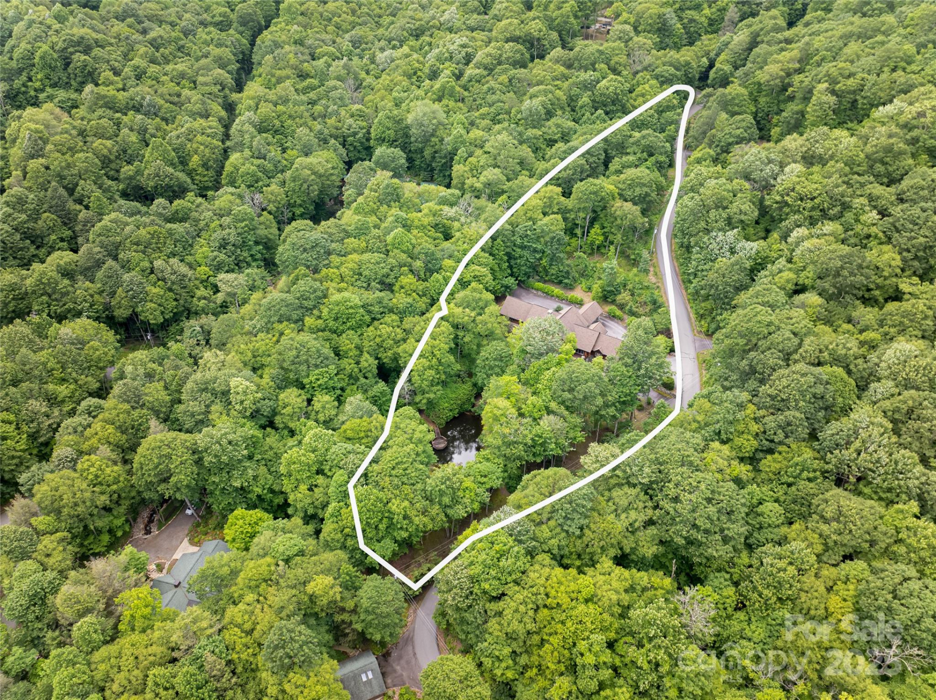 303 Flying Hawk Trail - Photo 44