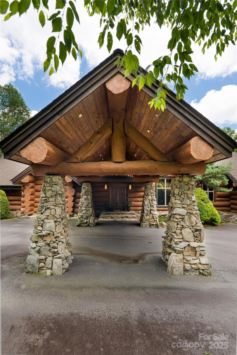 303 Flying Hawk Trail - Photo 8