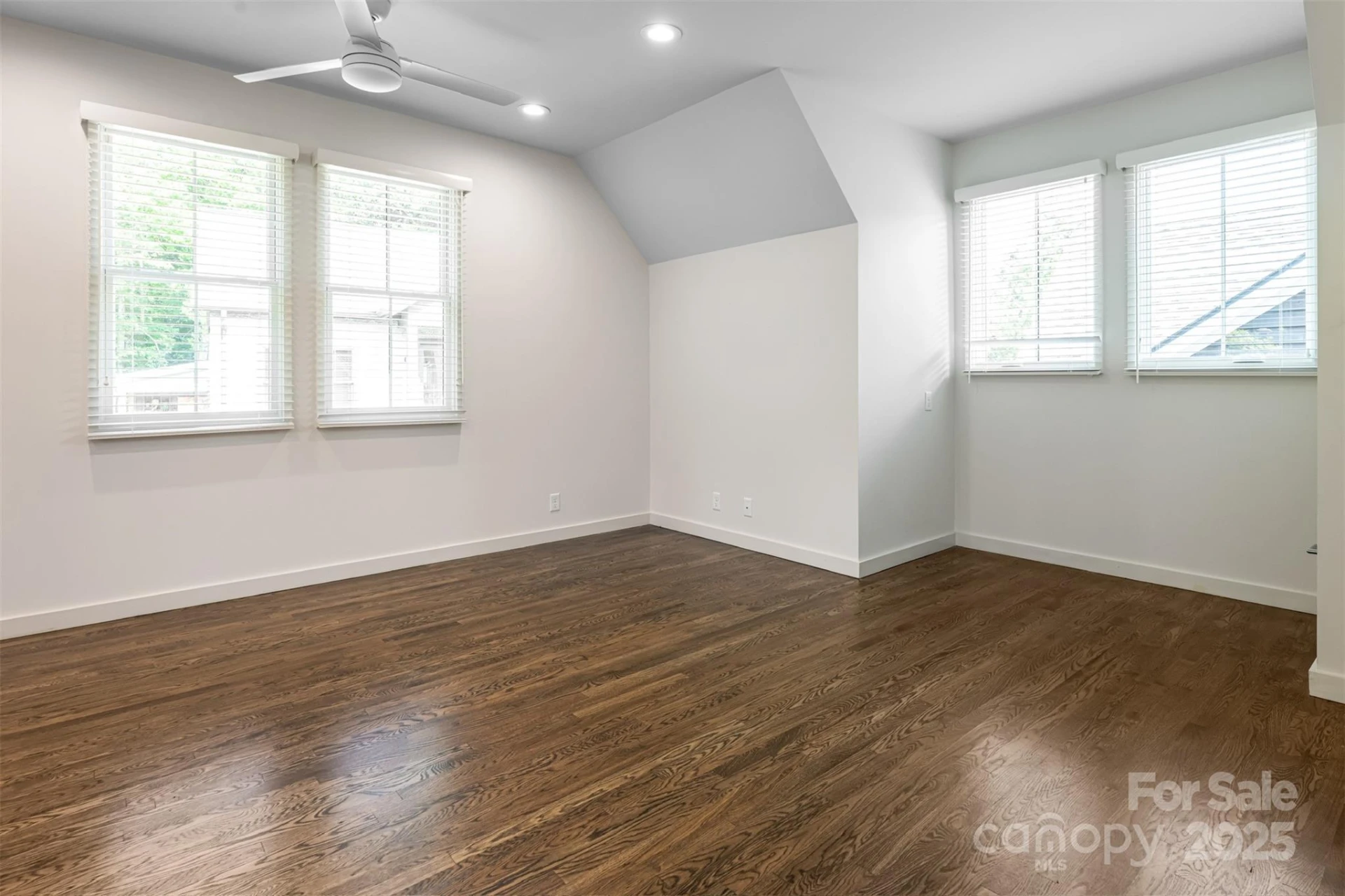12 Fay Jones Lane - Photo 31