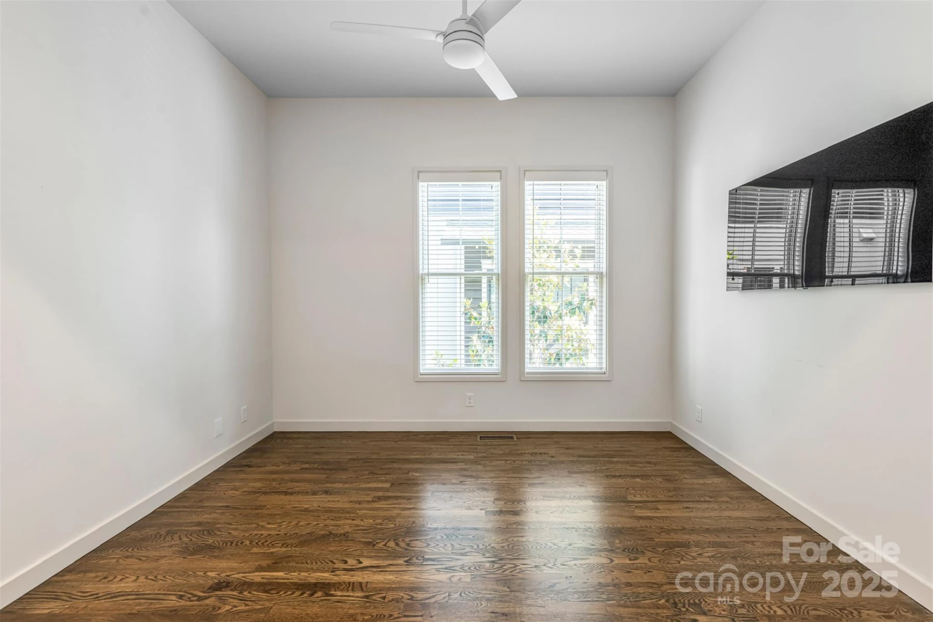 12 Fay Jones Lane - Photo 37