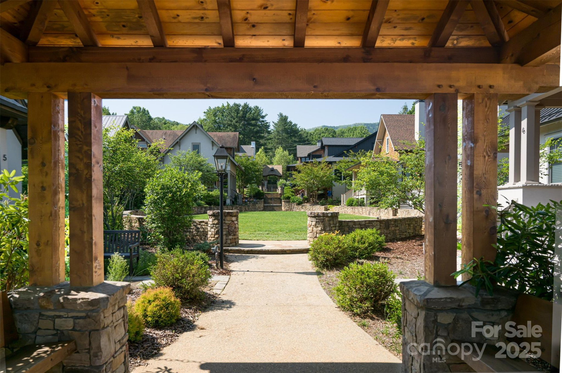 12 Fay Jones Lane - Photo 43