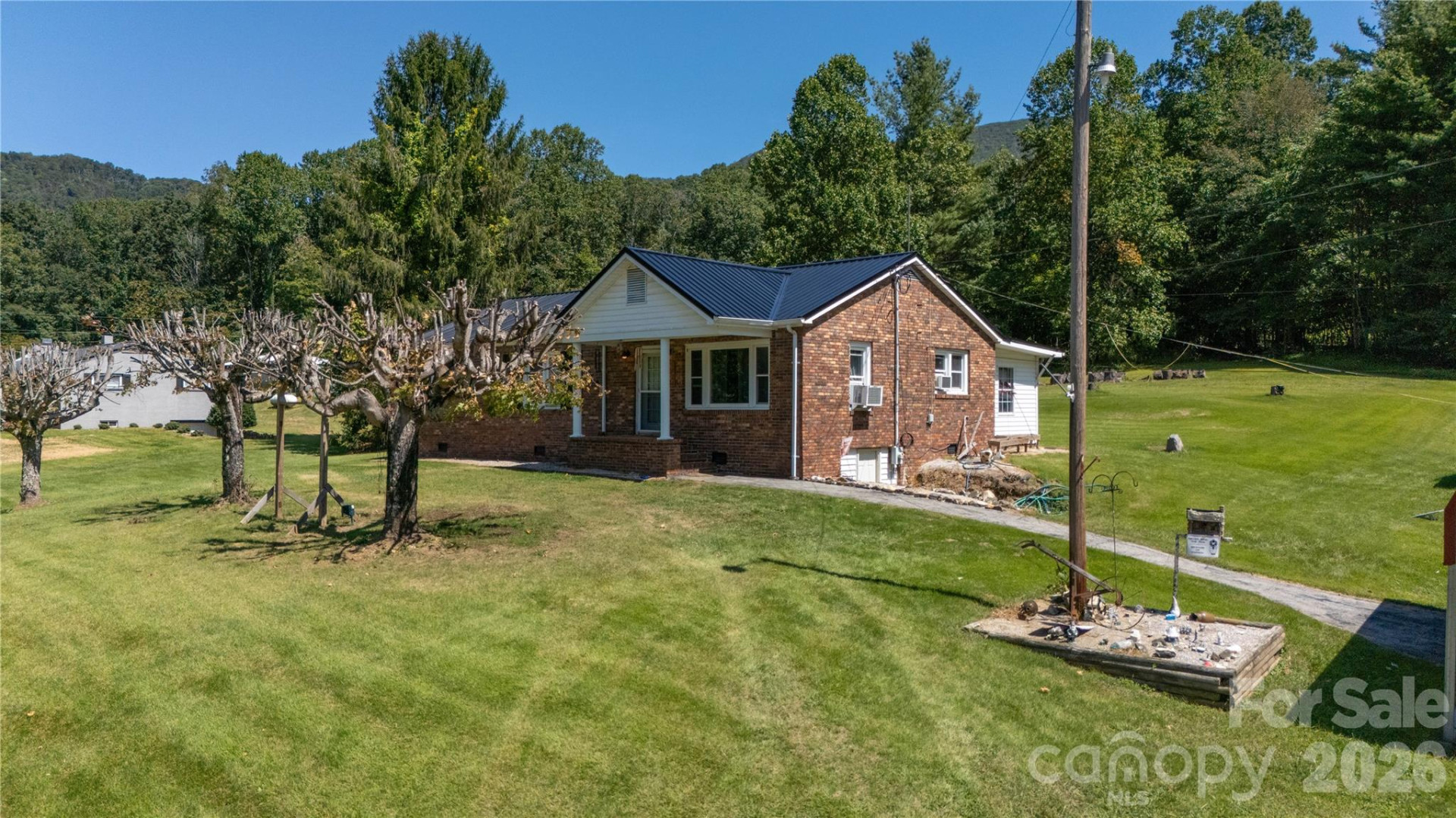 1424 Bear Creek Road - Photo 2