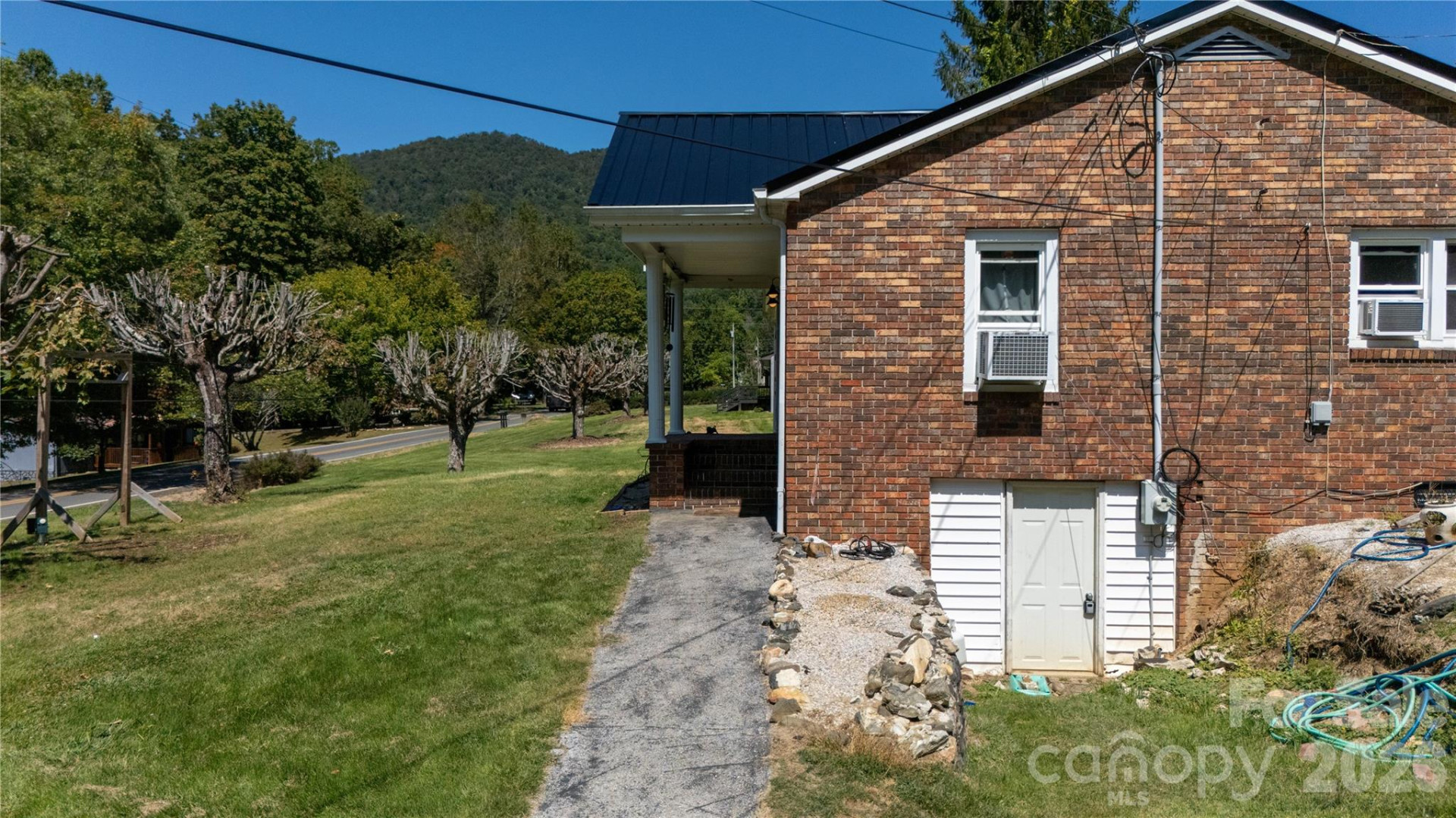 1424 Bear Creek Road - Photo 35