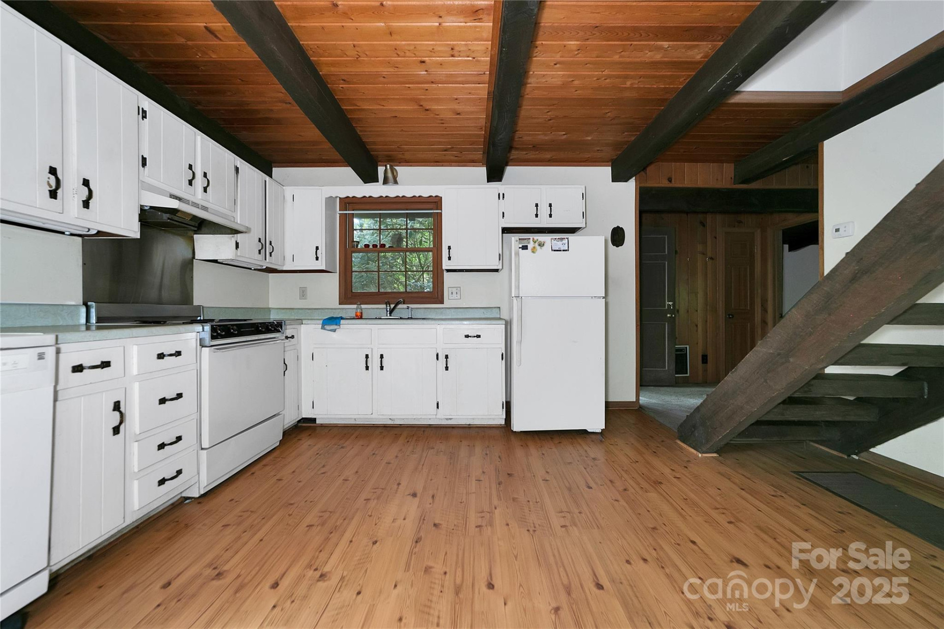 1152 Soquili Drive - Photo 14