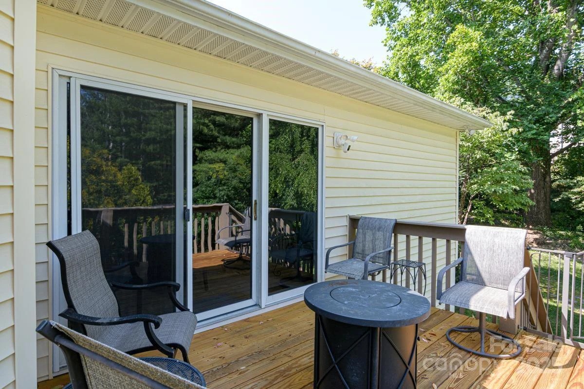 100 Bayberry Way - Photo 32