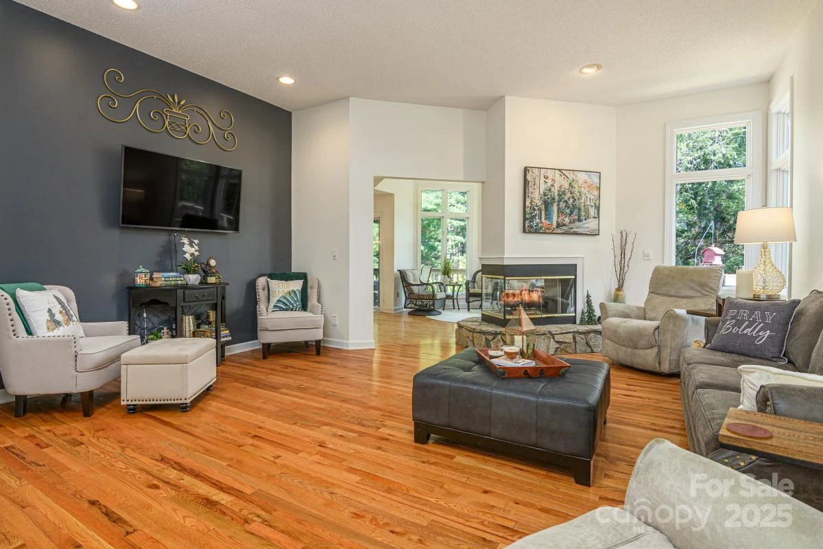 100 Bayberry Way - Photo 8