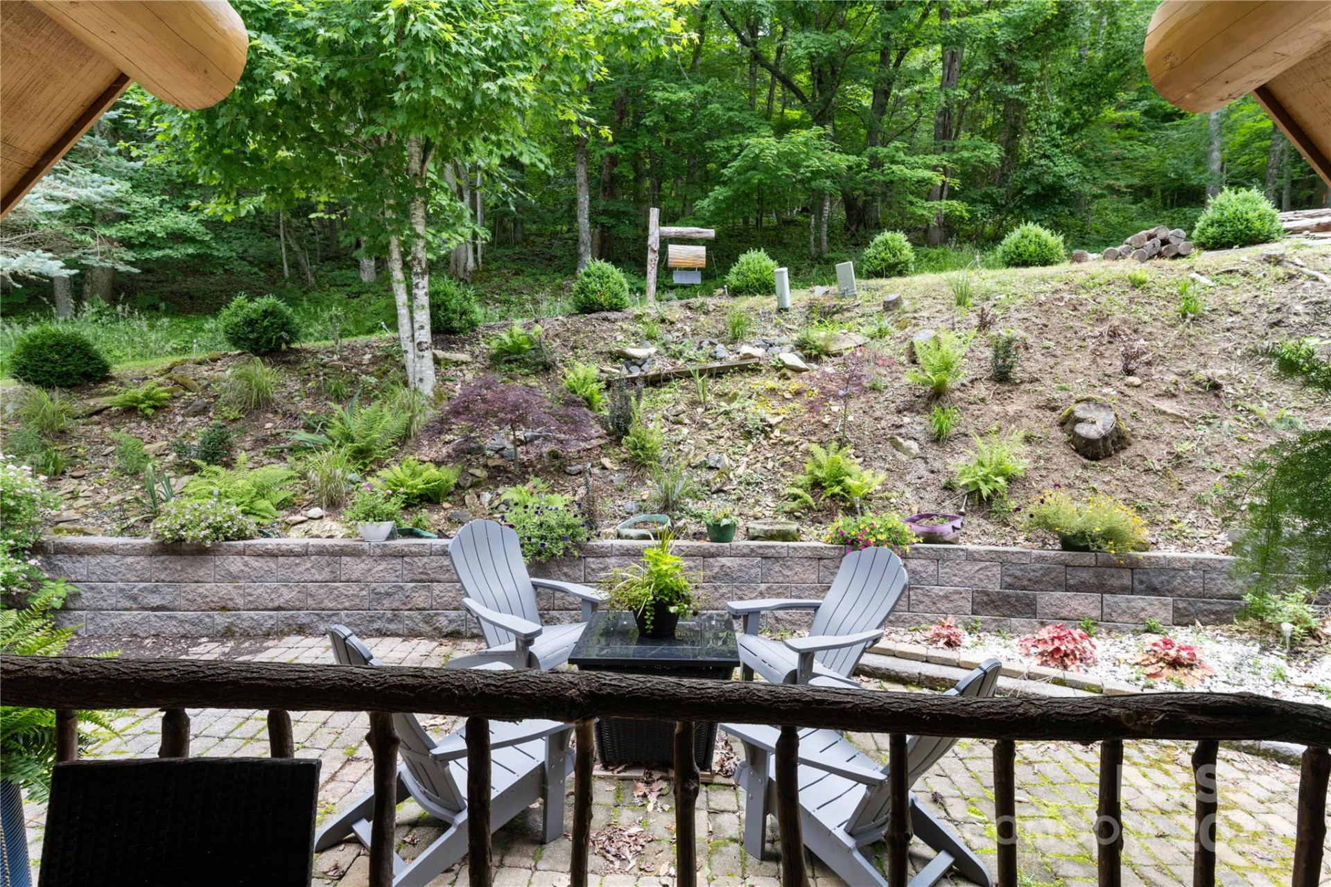 205 Chestnut Village - Photo 3