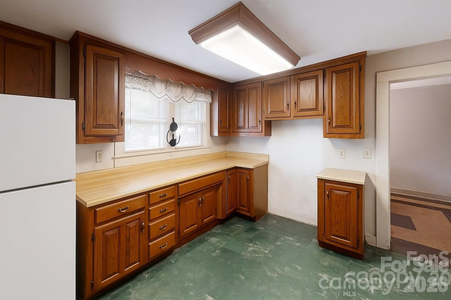 21 Maple Avenue - Photo 15