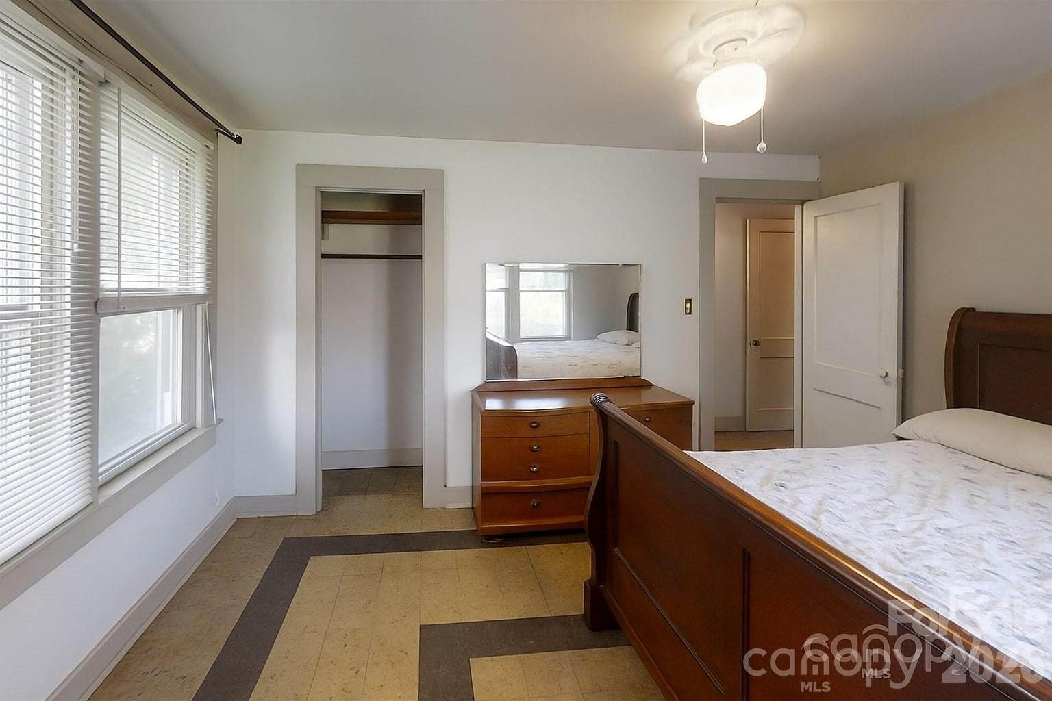 21 Maple Avenue - Photo 17