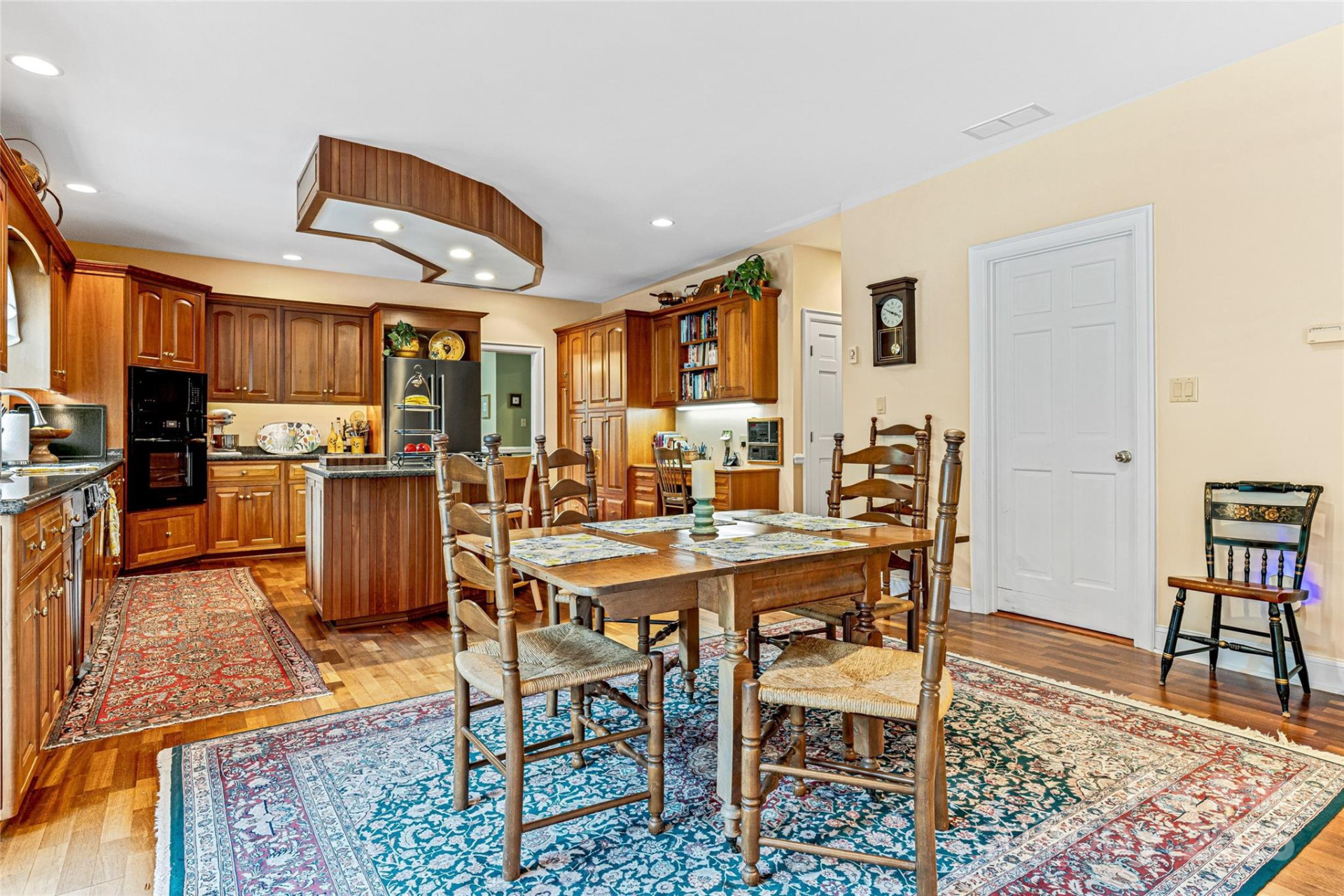 842 Rickel Drive - Photo 7