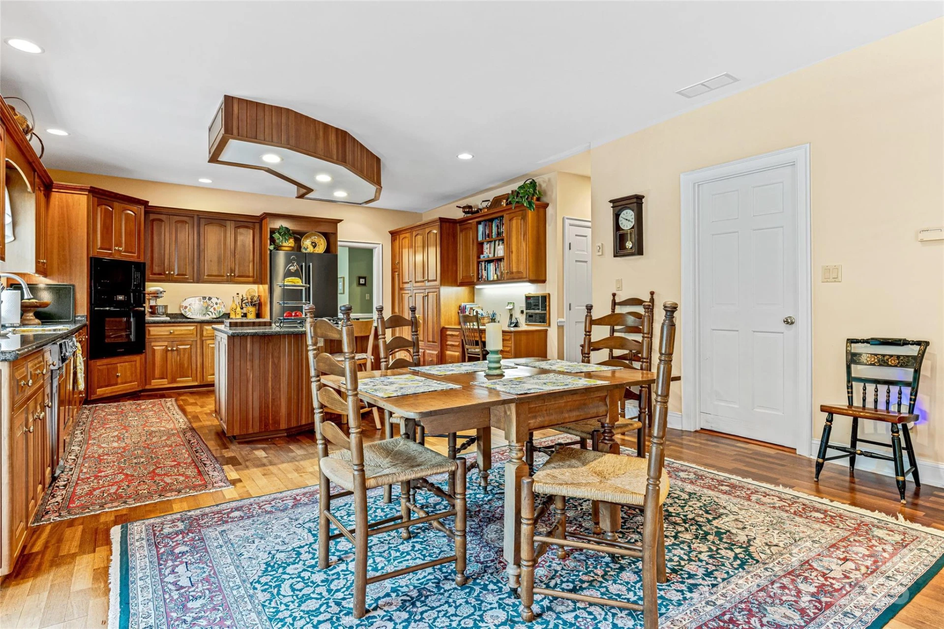 842 Rickel Drive - Photo 7