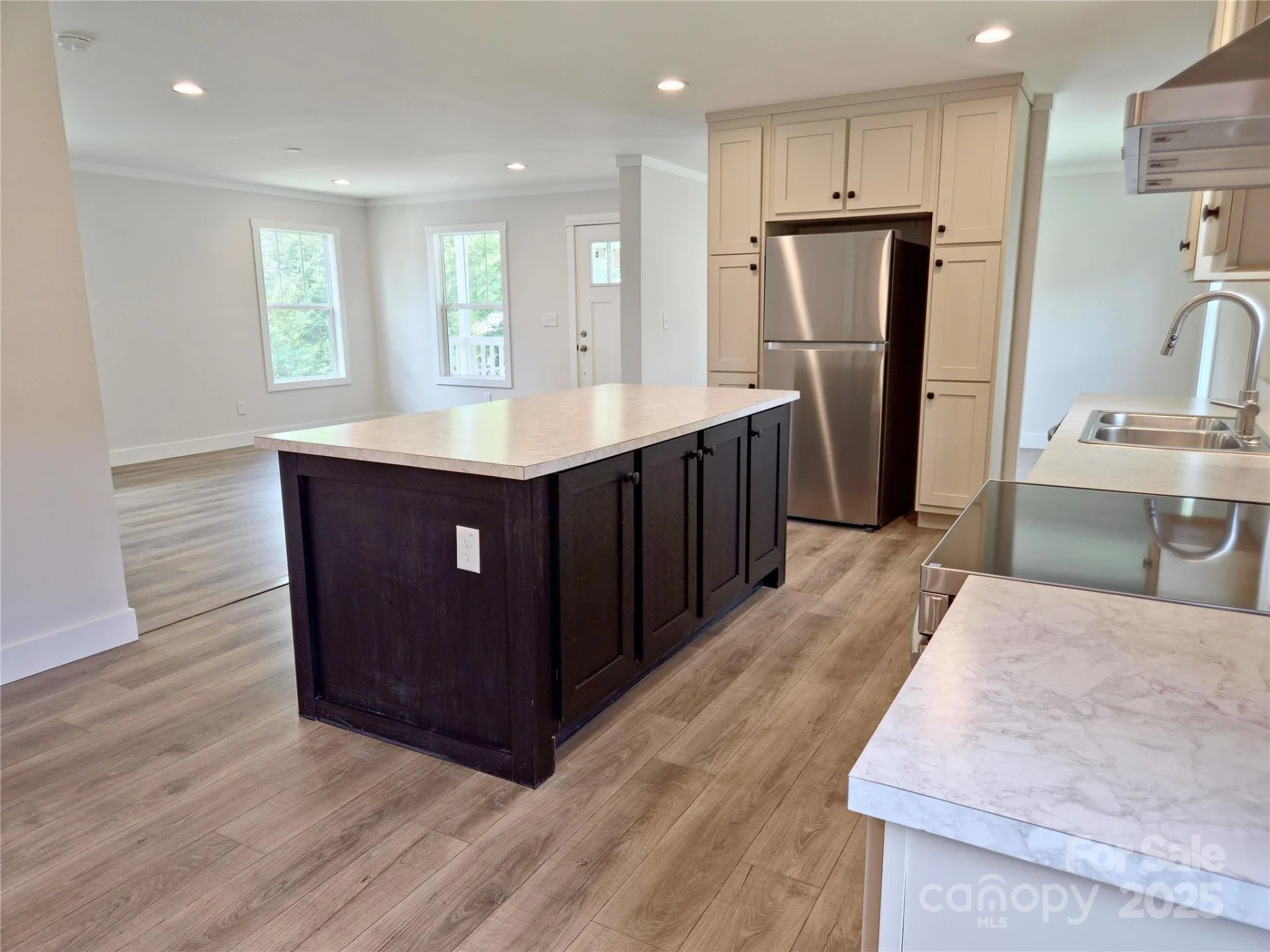 126 Fountain Way - Photo 11