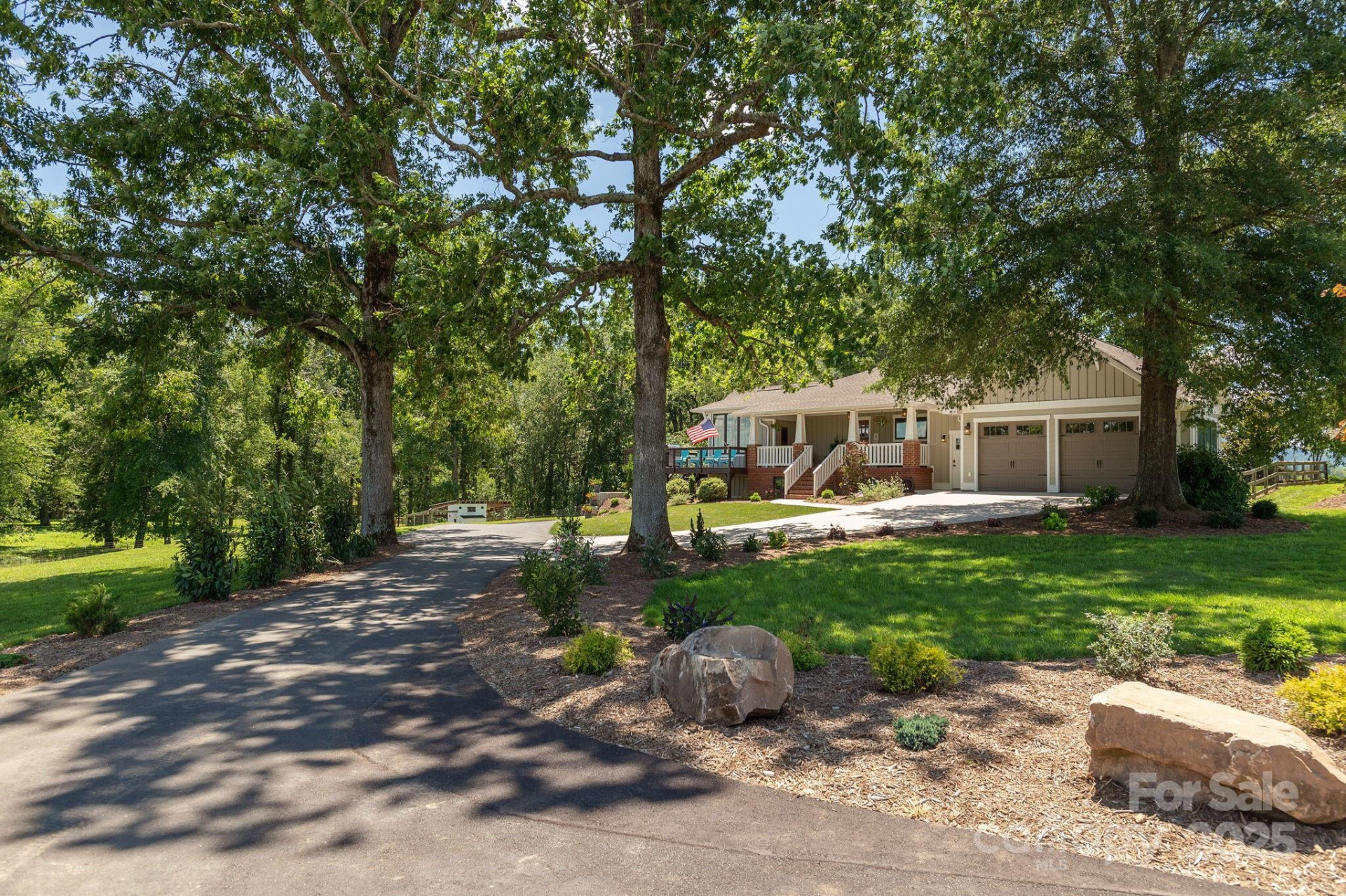 16 School House Road - Photo 2