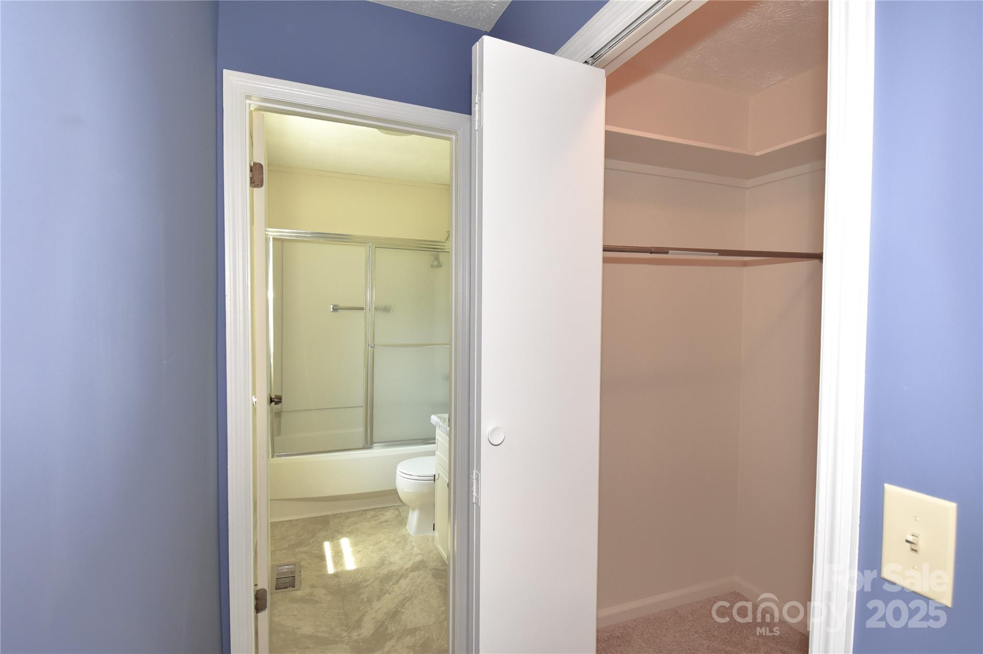 35 Capri Lane #11-C - Photo 12