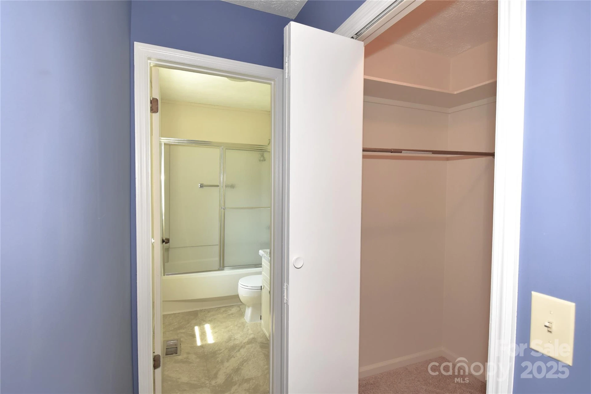35 Capri Lane #11-C - Photo 12