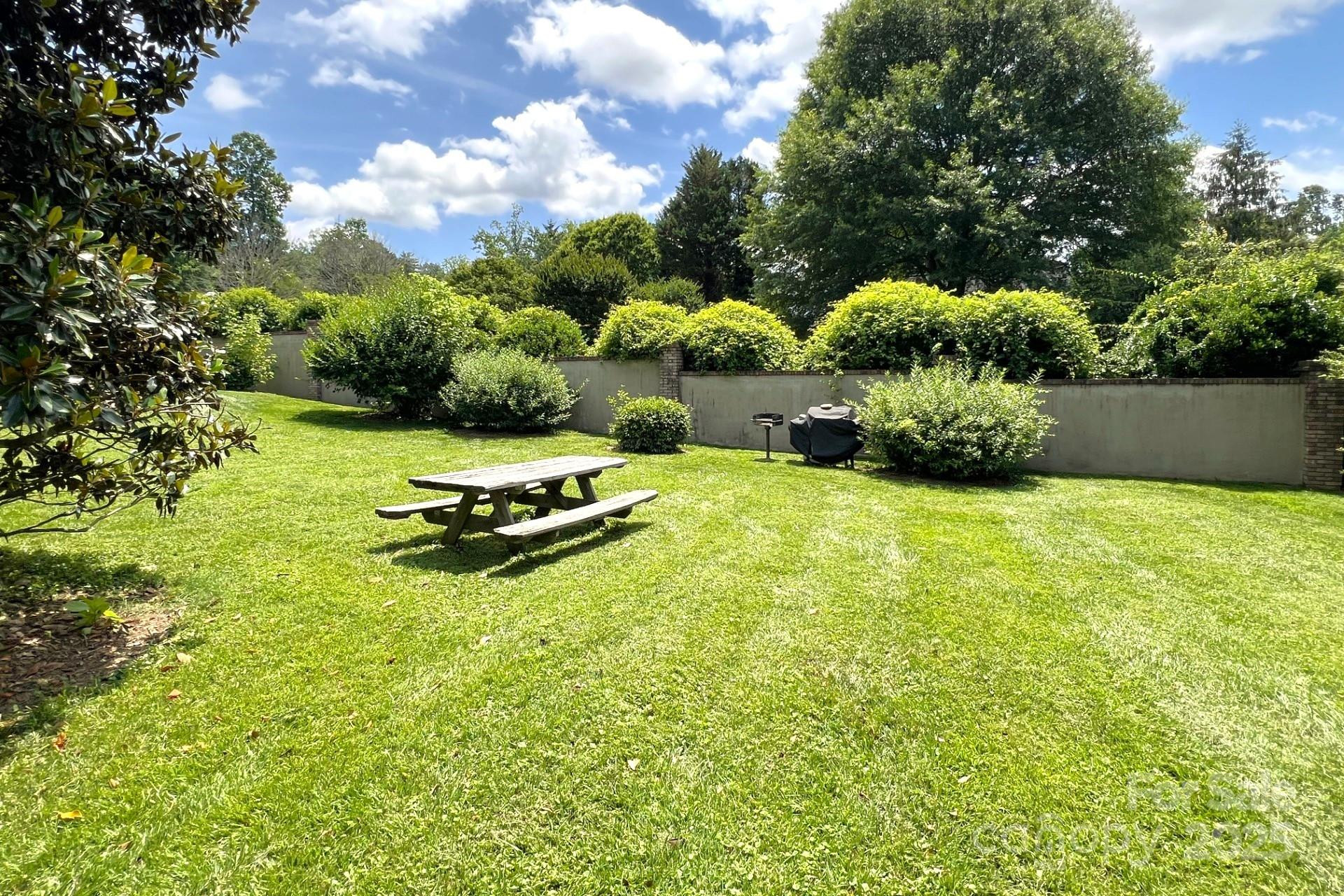 35 Capri Lane #11-C - Photo 21