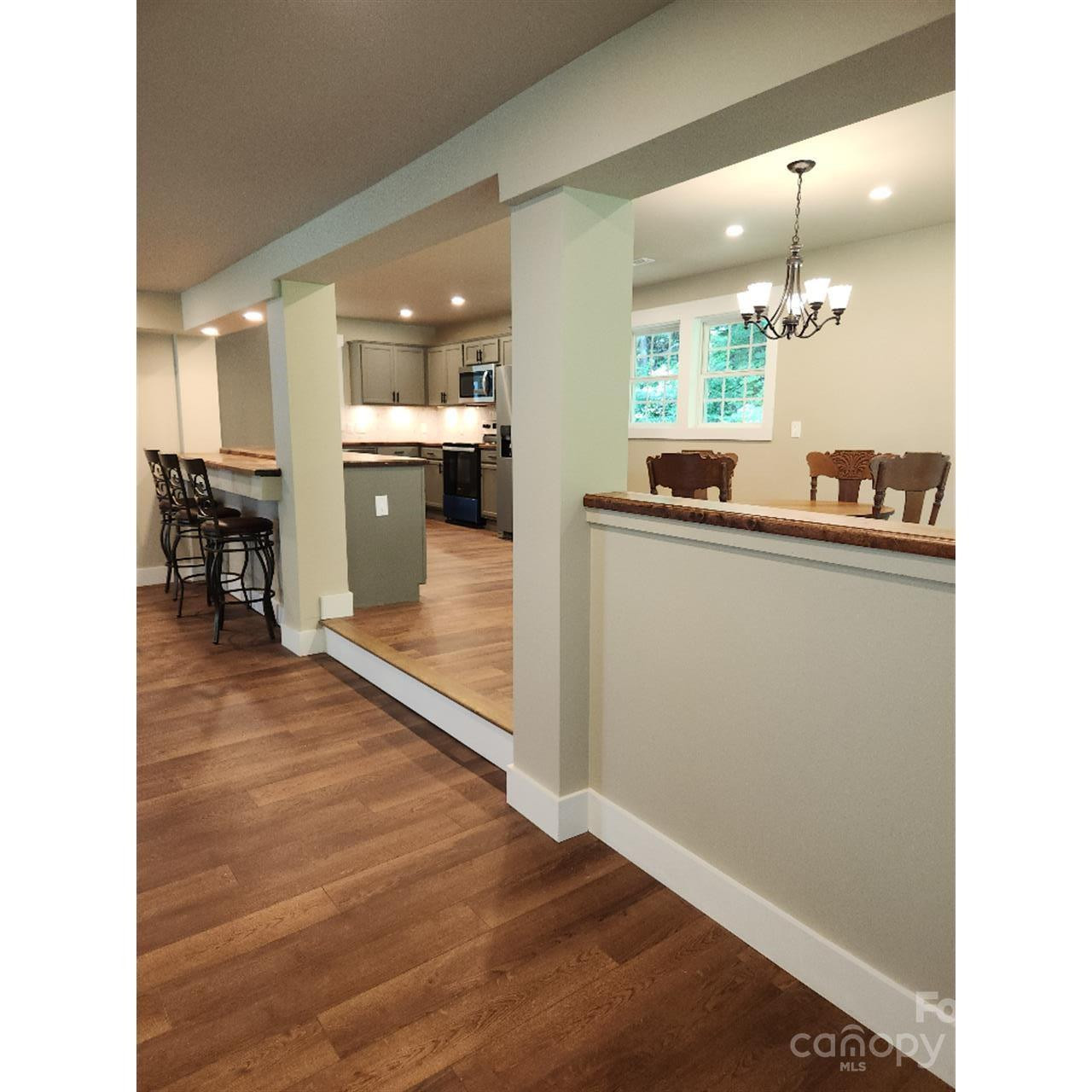 283 Robin Drive - Photo 6