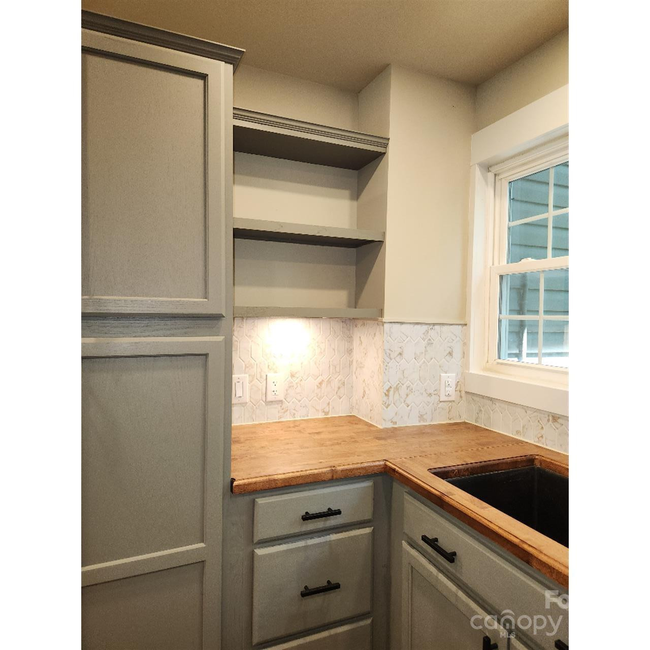 283 Robin Drive - Photo 9