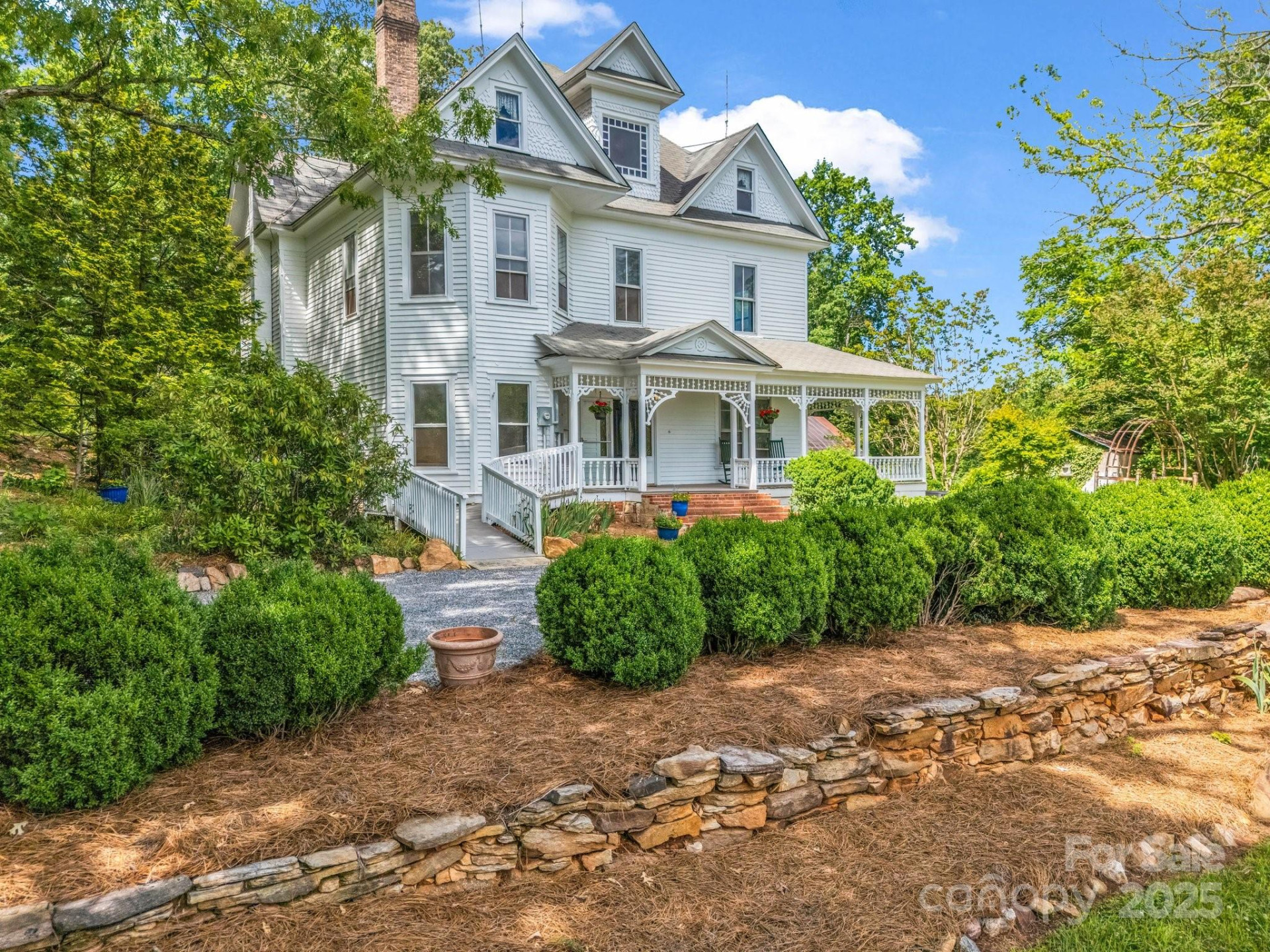 1111 Bills Creek Road - Photo 2