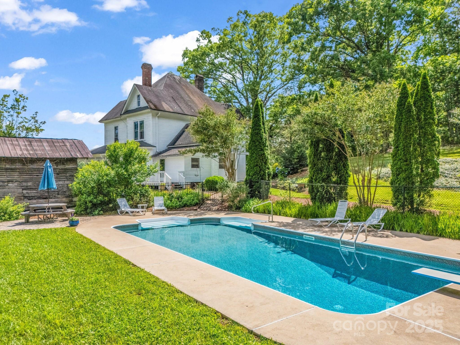 1111 Bills Creek Road - Photo 4