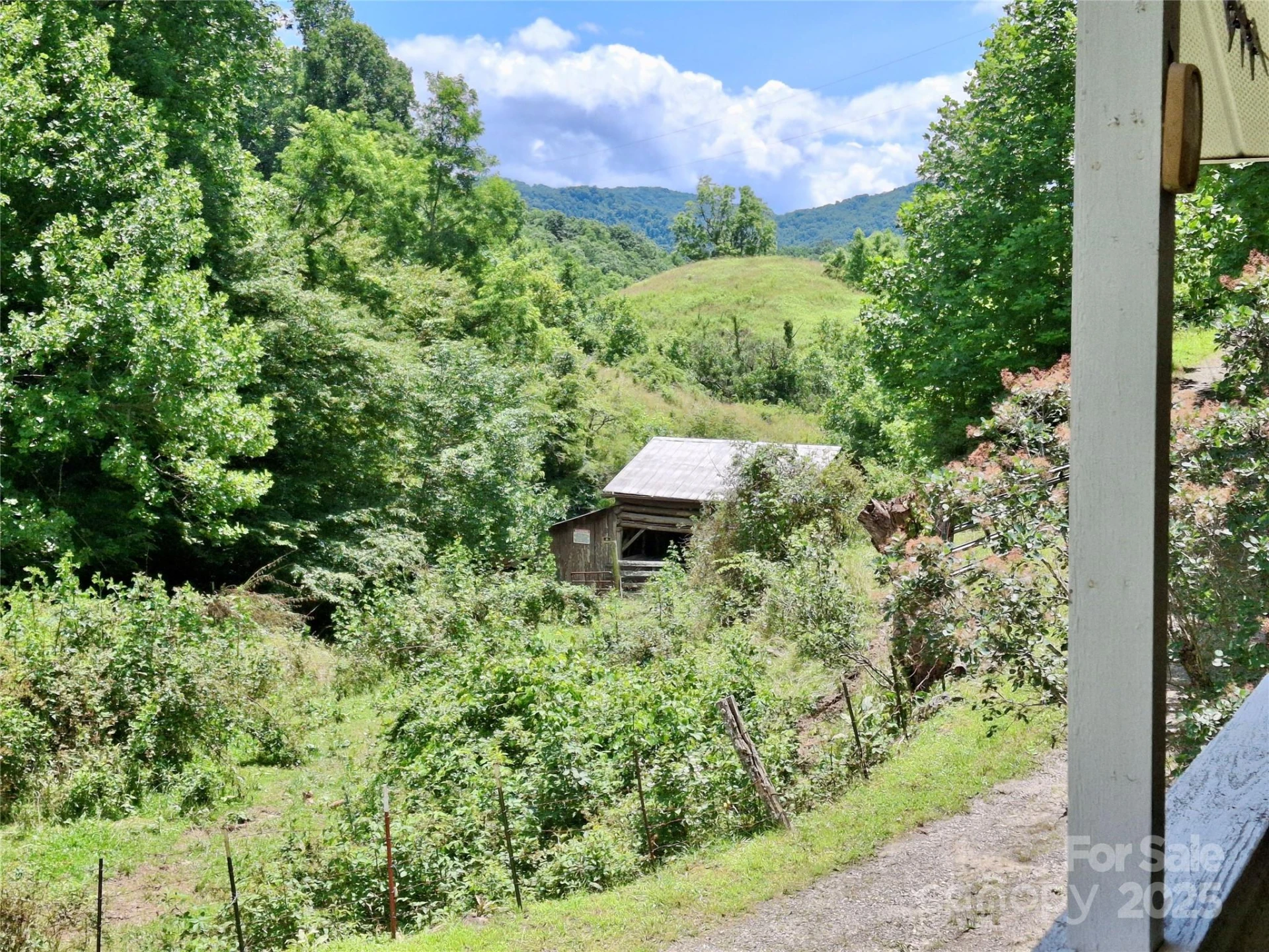 2087 Henry Road - Photo 14