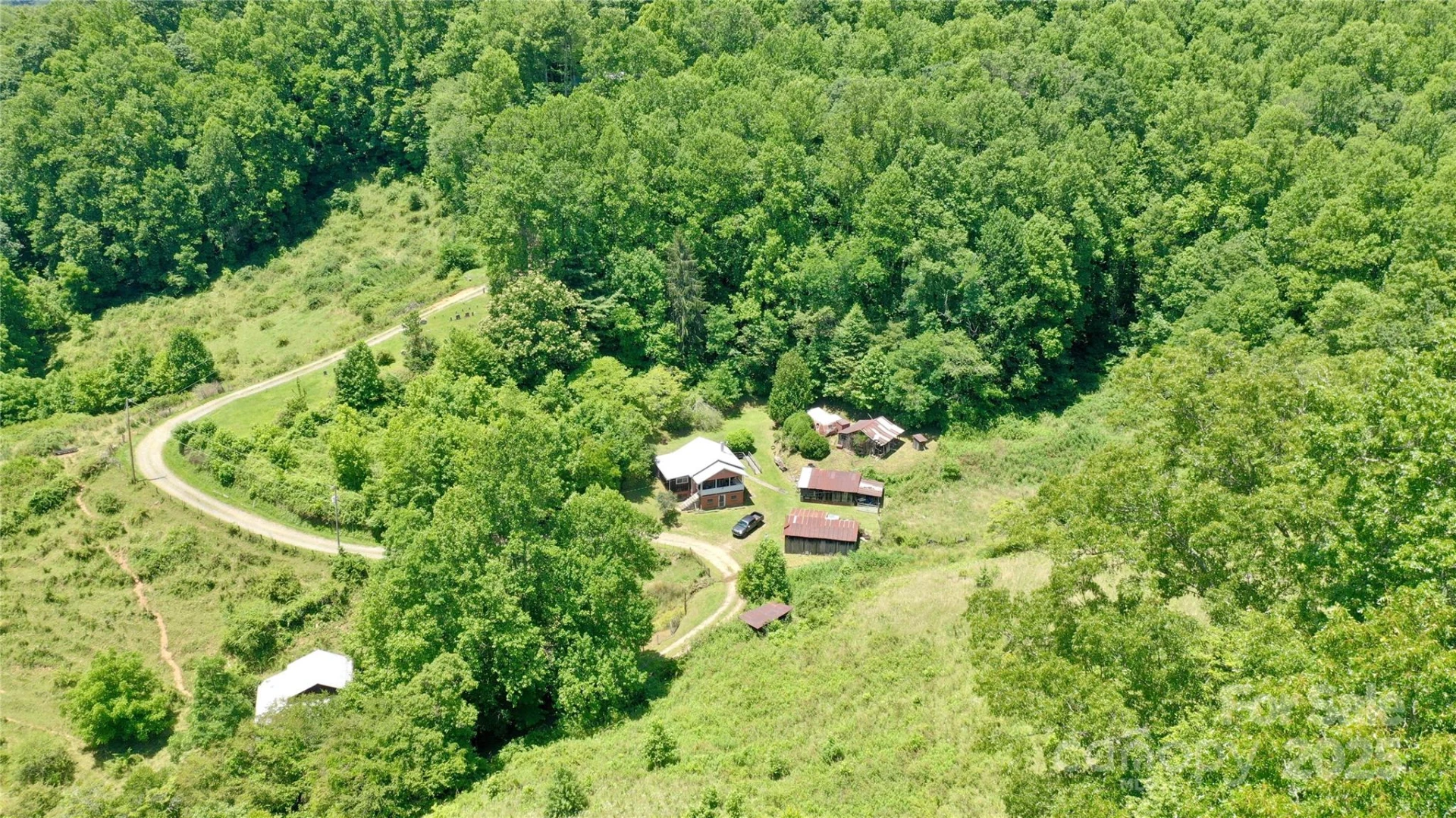2087 Henry Road - Photo 4
