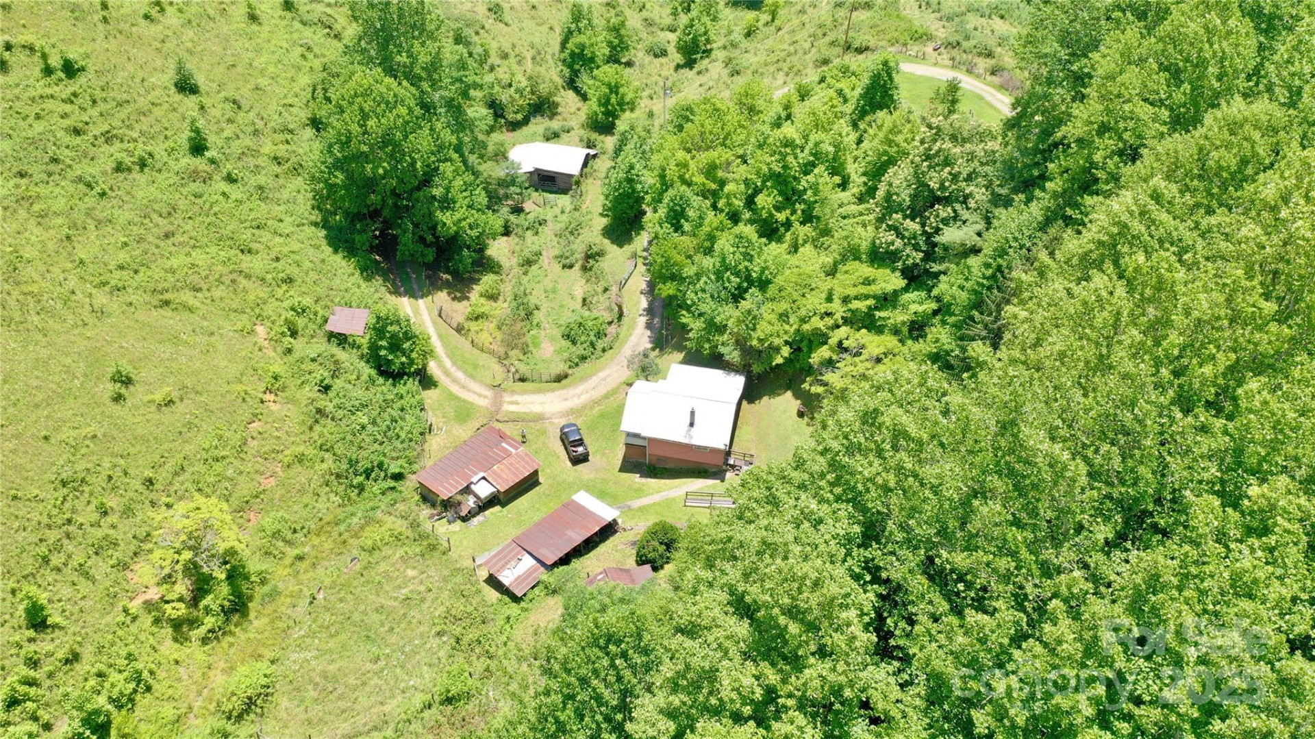 2087 Henry Road - Photo 7