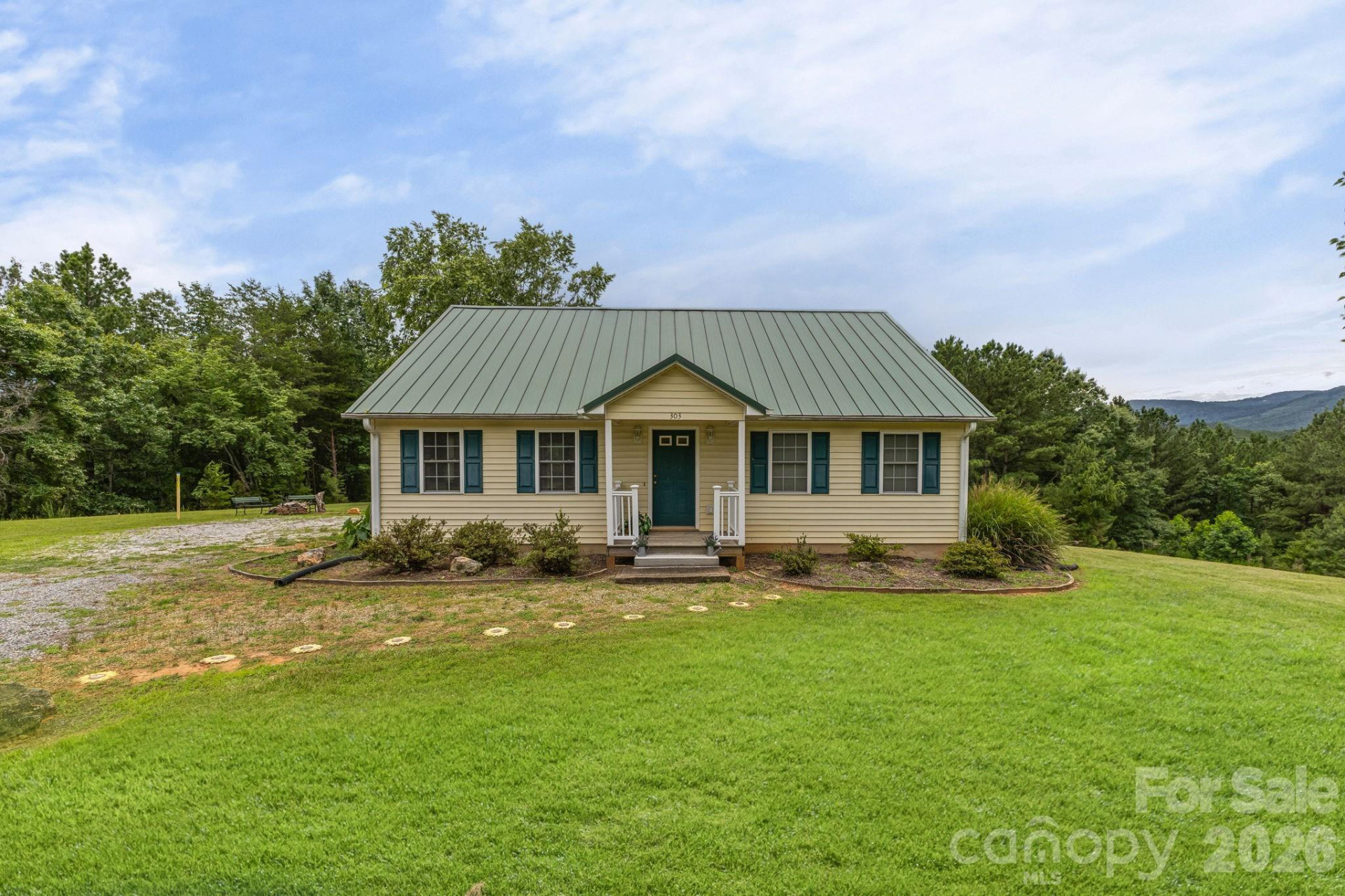 303 Ridgeview Drive