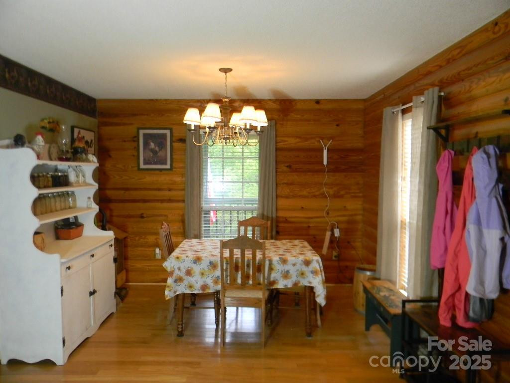 1425 Sorrells Cove Road - Photo 5