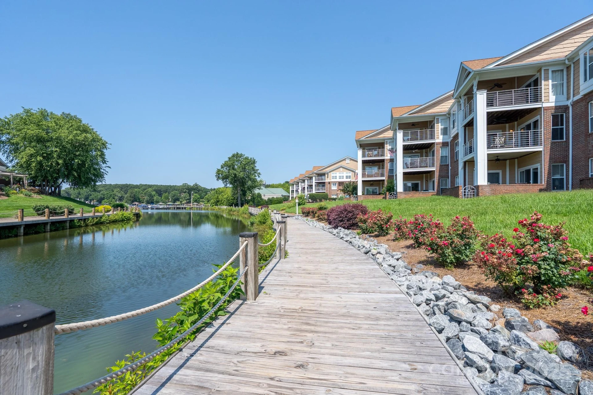 18511 Harborside Drive - Photo 3