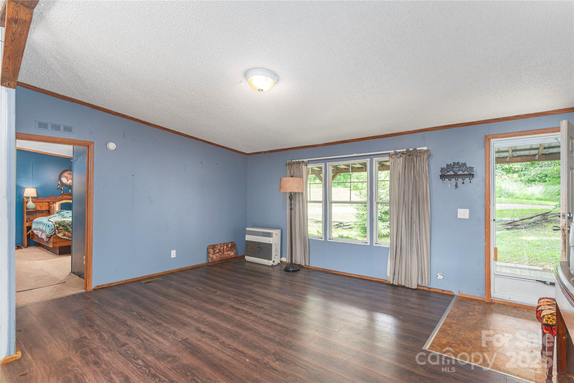 495 Courtney Lane - Photo 4