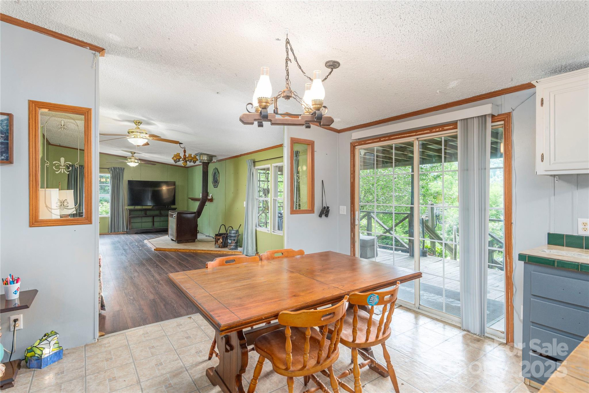 495 Courtney Lane - Photo 6