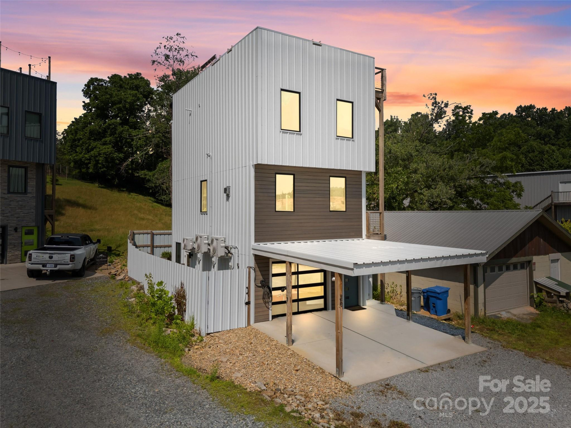26 Carrick Lane - Photo 2