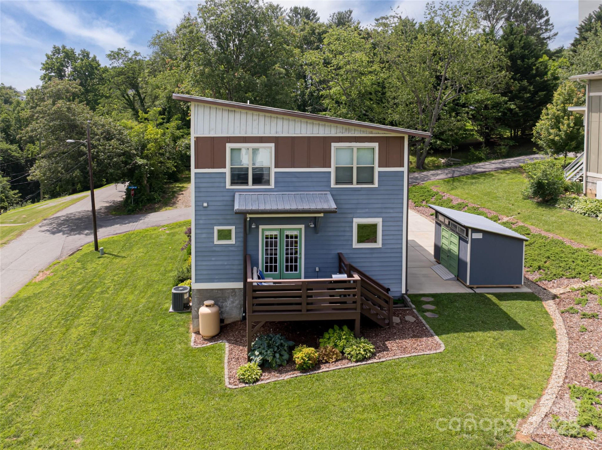102 Skyland Circle - Photo 40