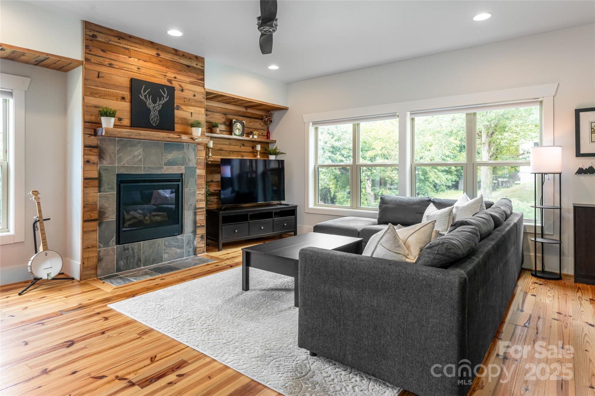 102 Skyland Circle - Photo 7