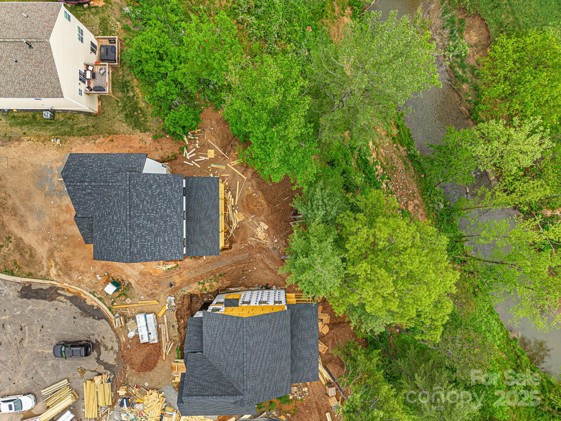 920 Newport Court - Photo 12