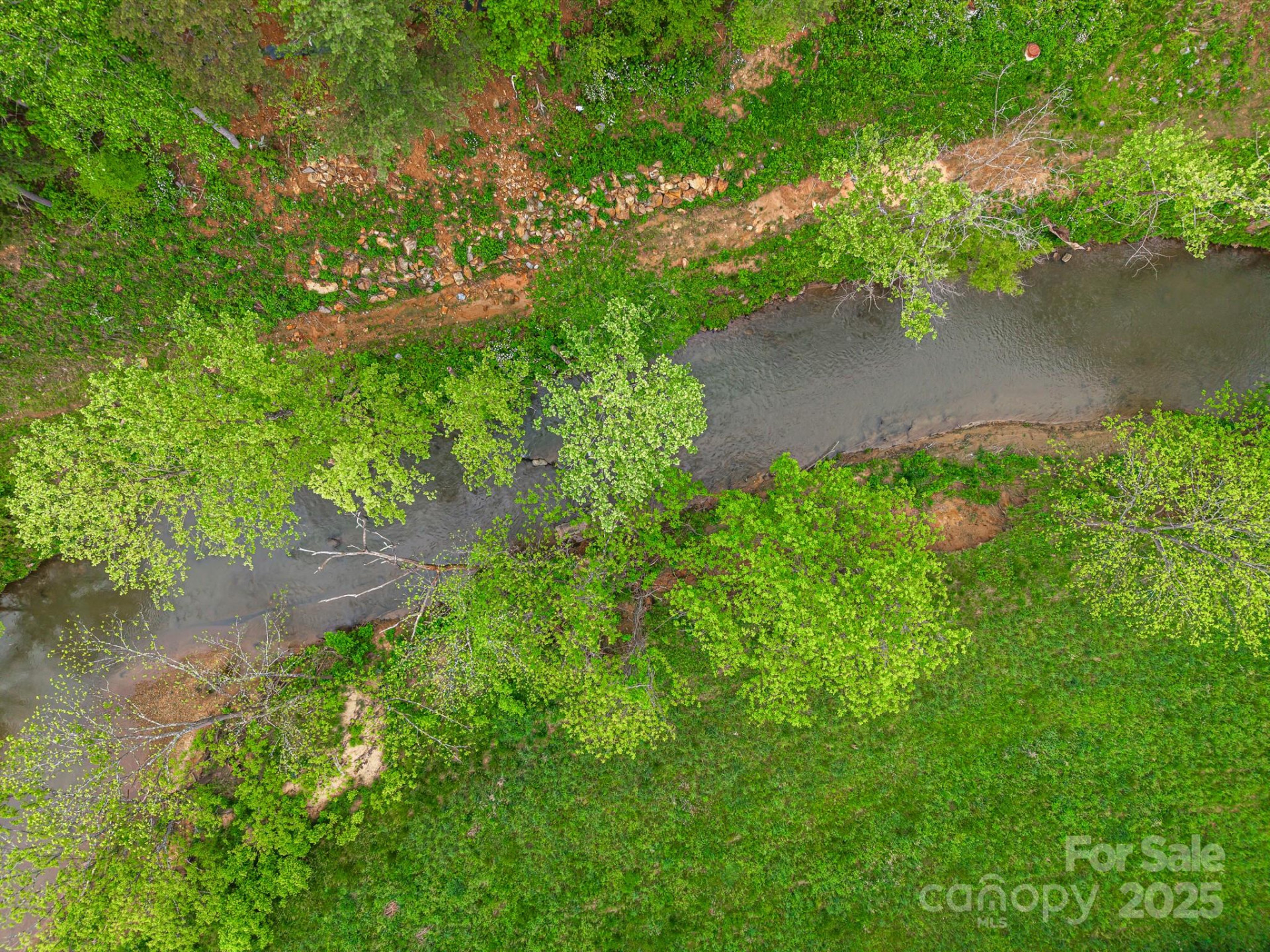 920 Newport Court - Photo 14