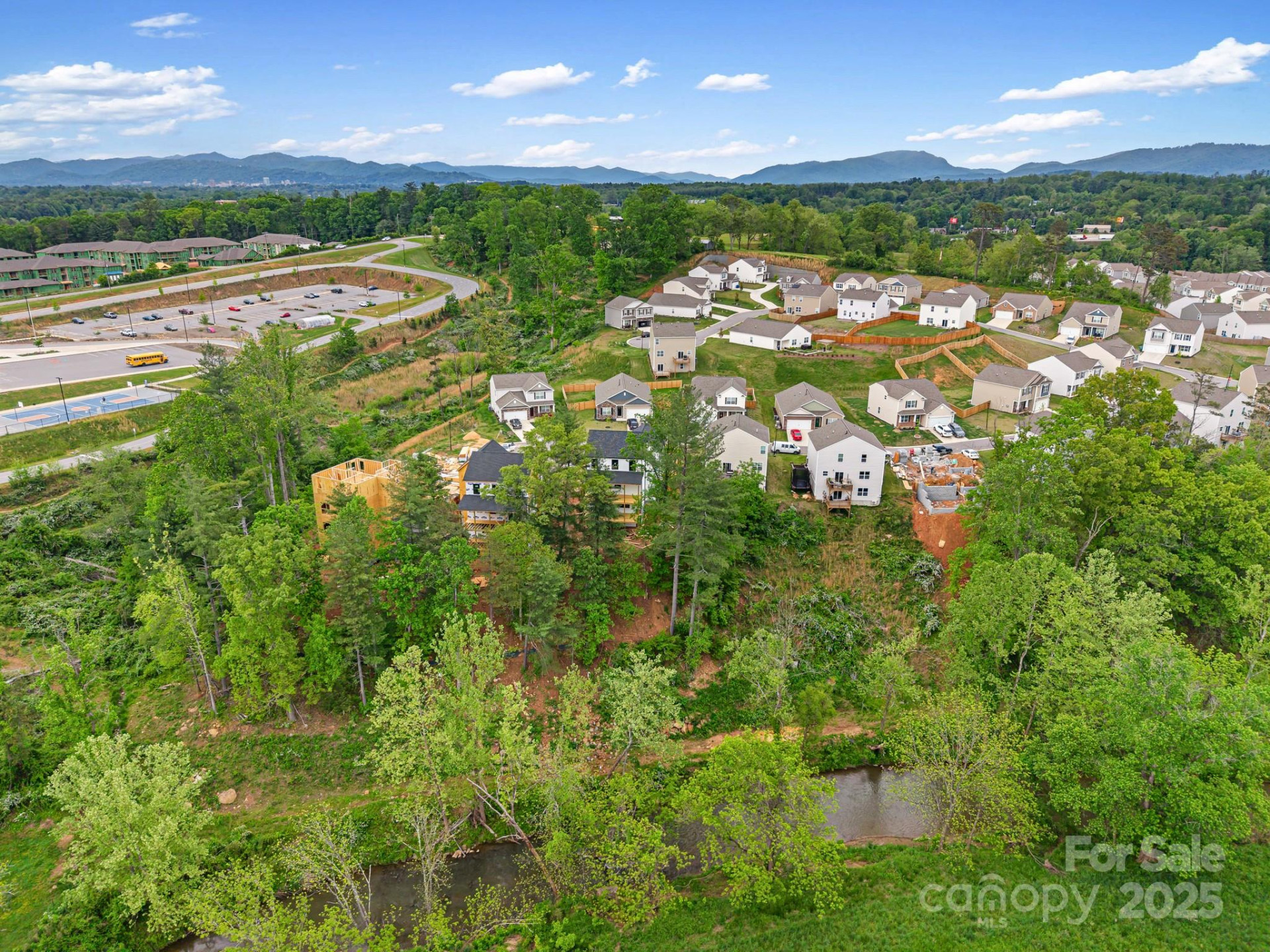 920 Newport Court - Photo 17